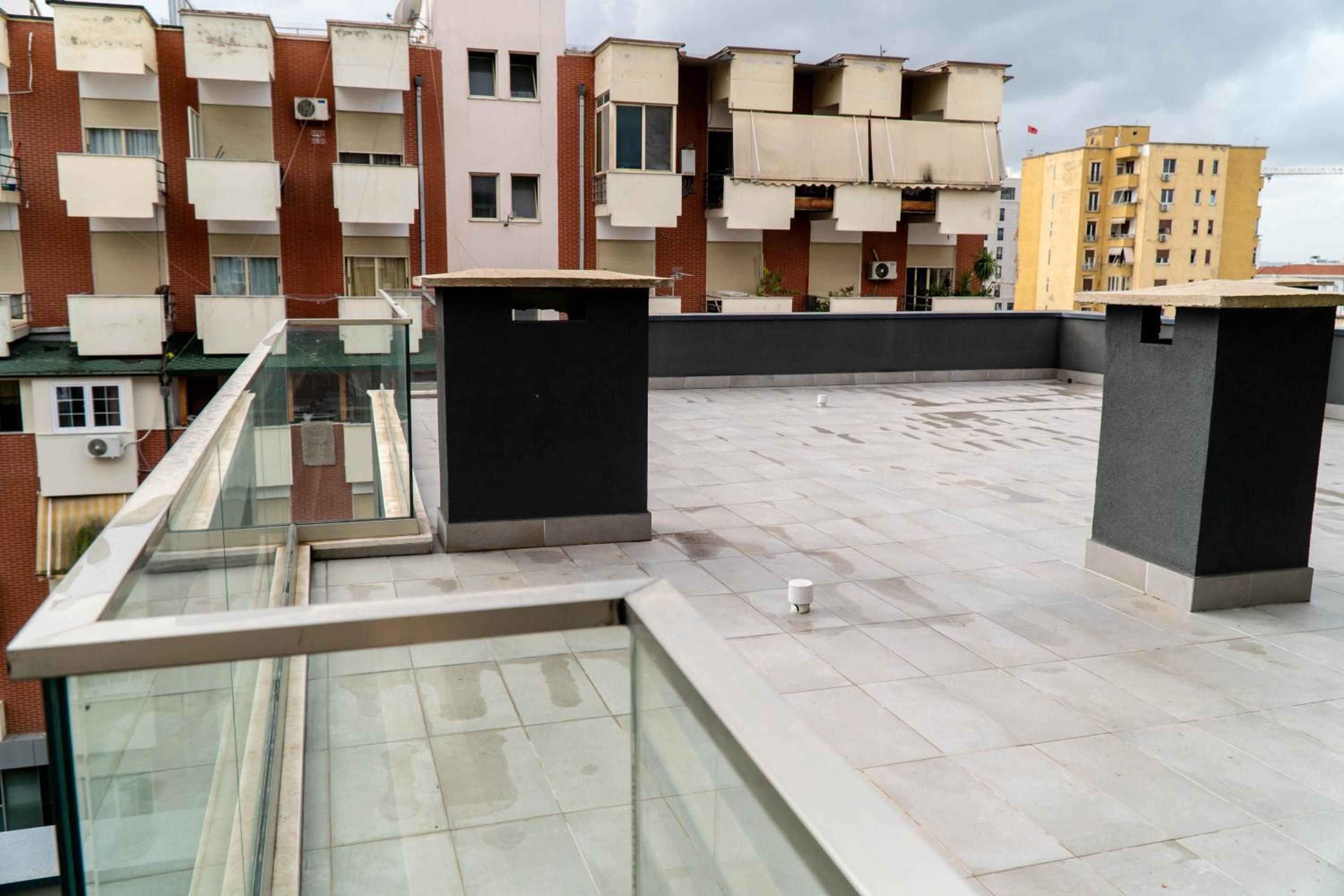 Signature apartment 9
