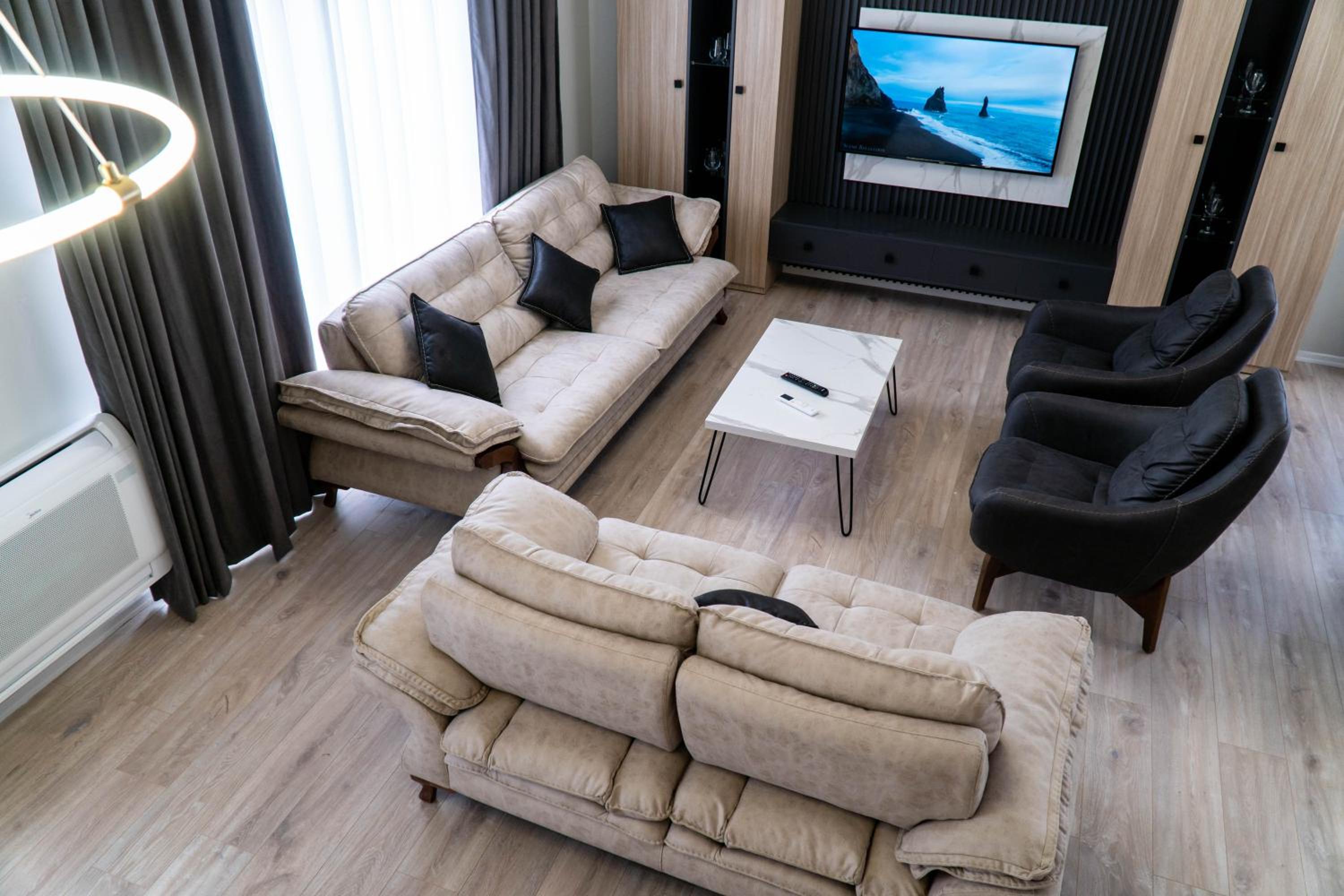 Signature apartment 9
