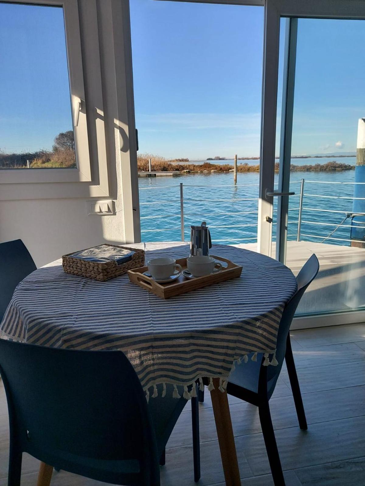 Grado Floating Resort
