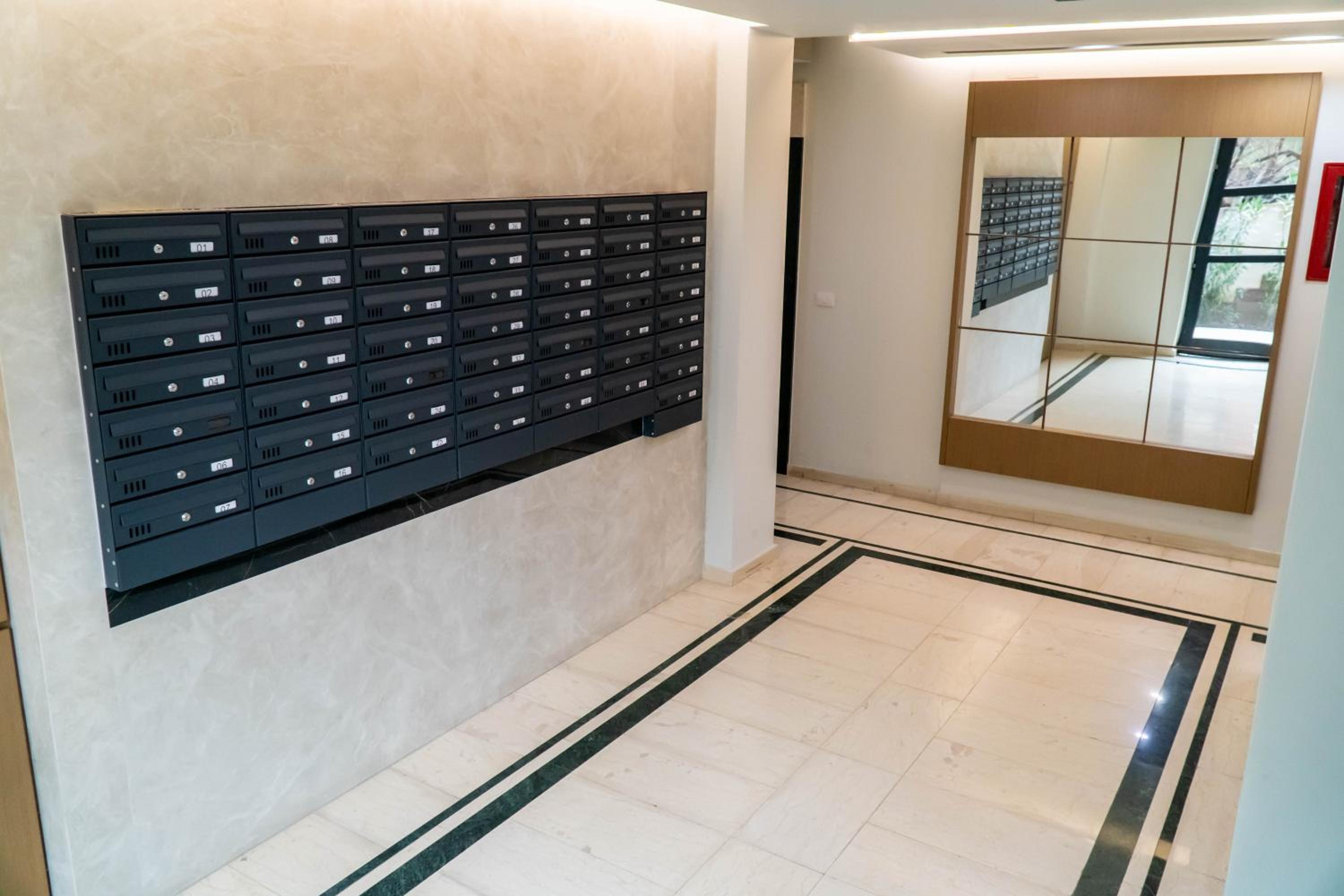 Signature apartment 9