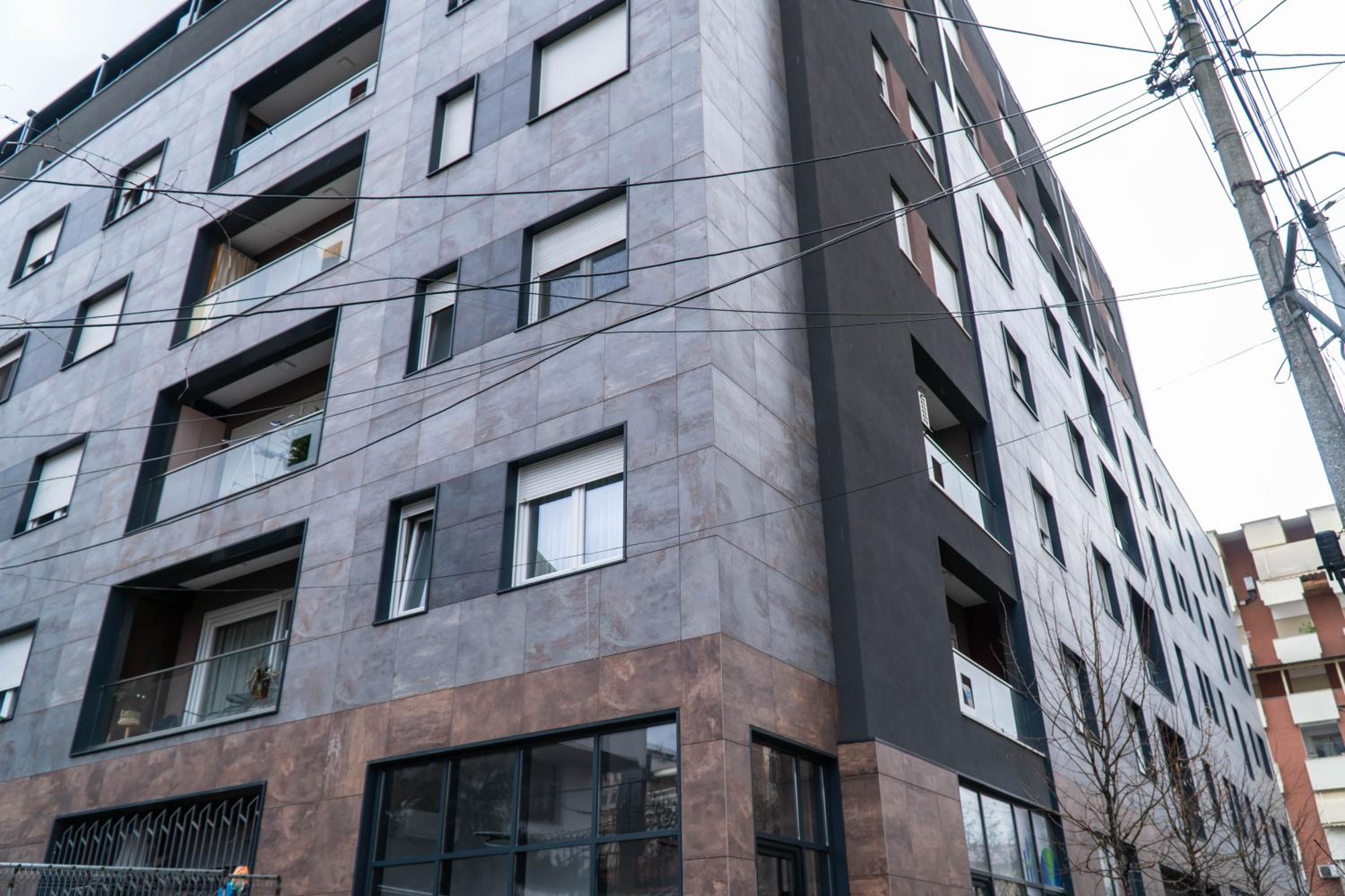 Signature apartment 9