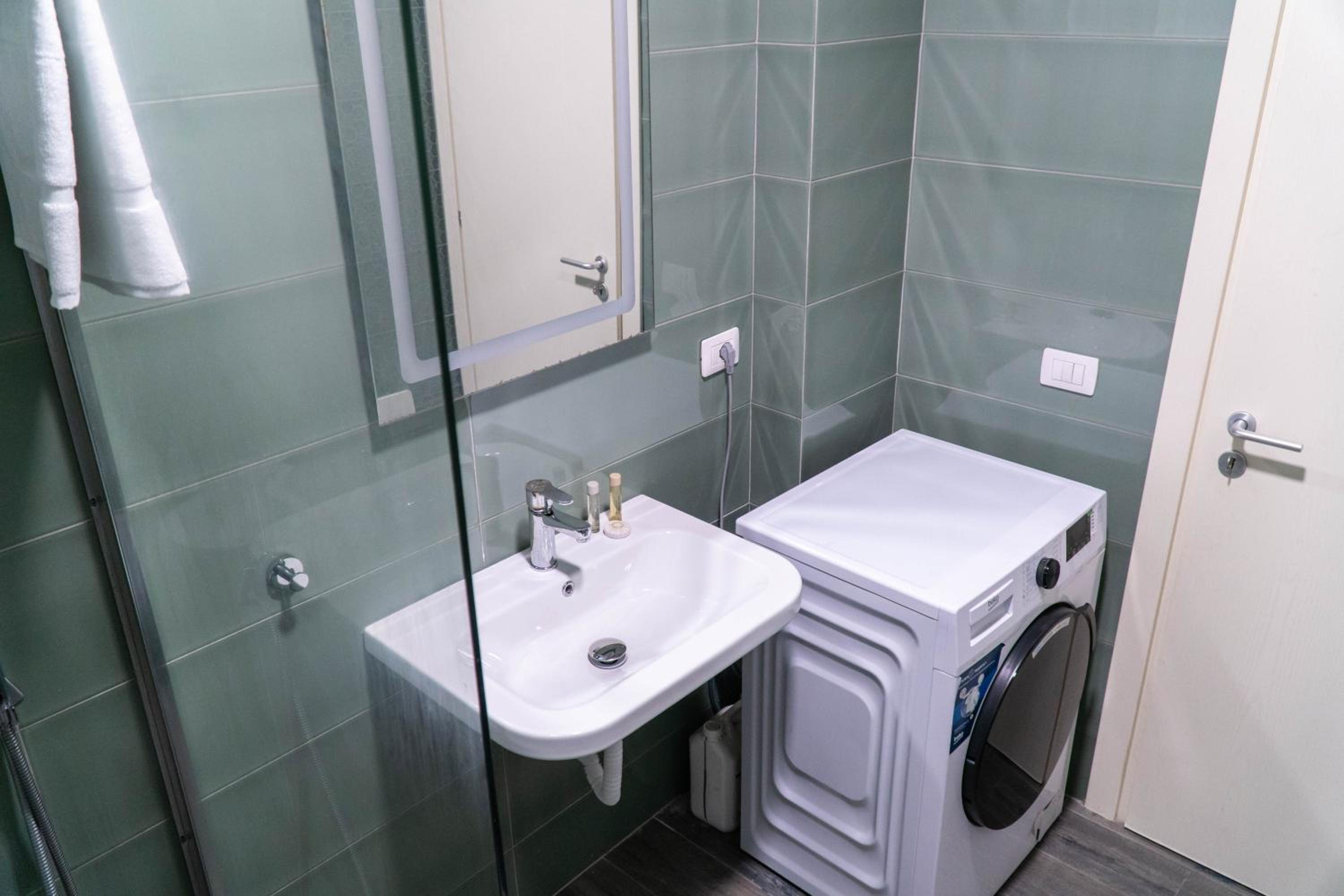 Signature apartment 5