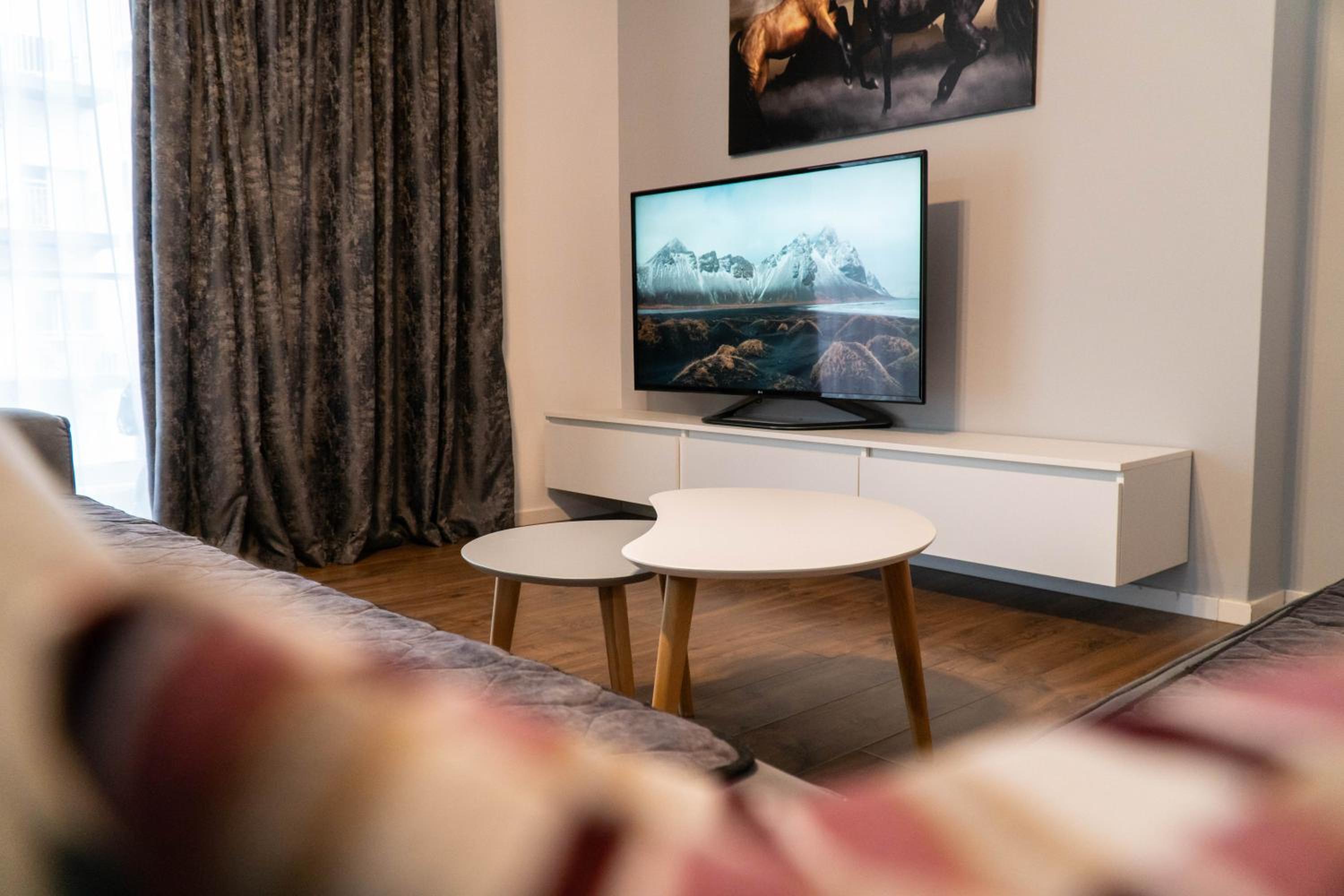 Signature apartment 5