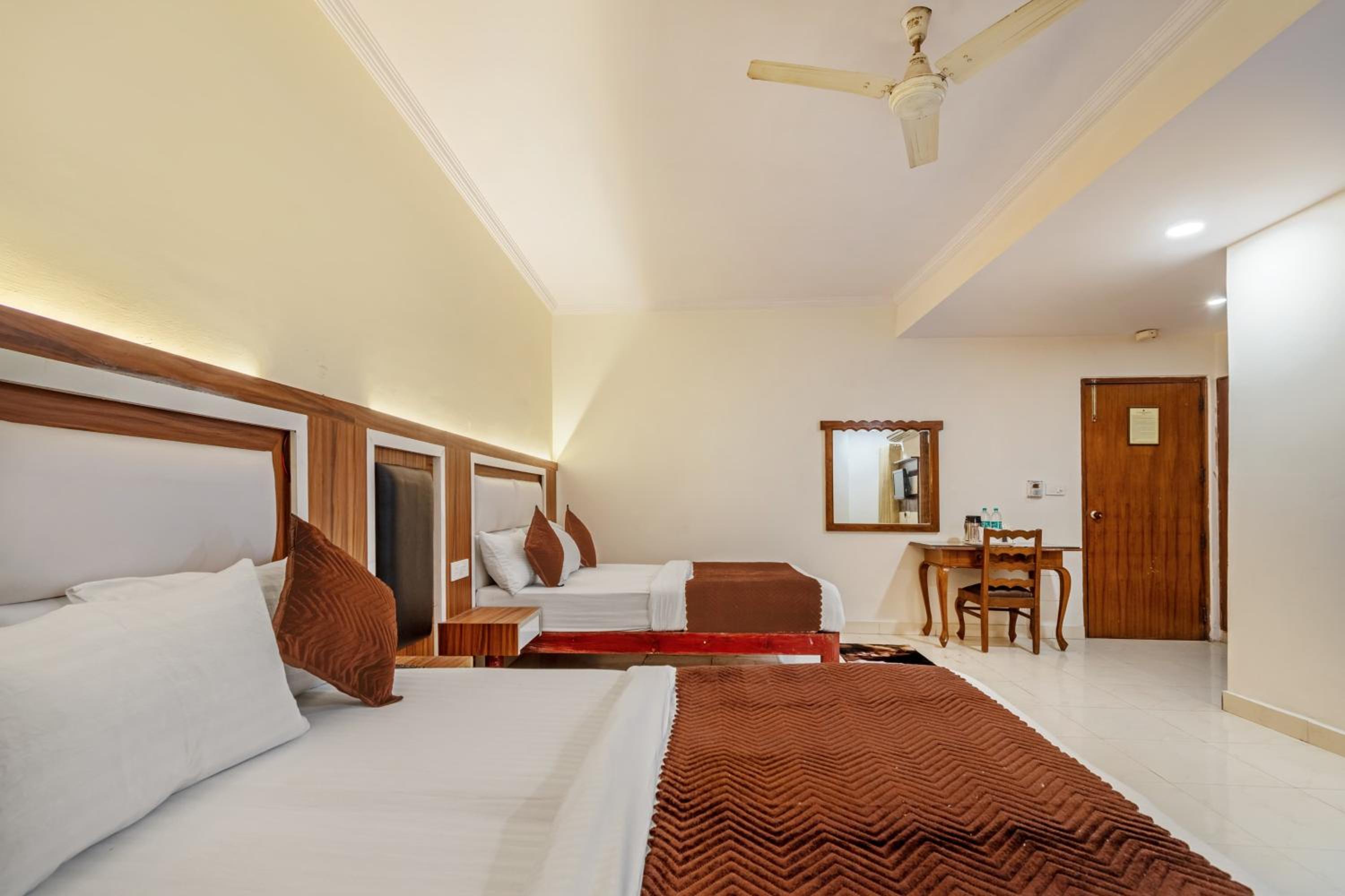 Hotel South Indian - Image 2