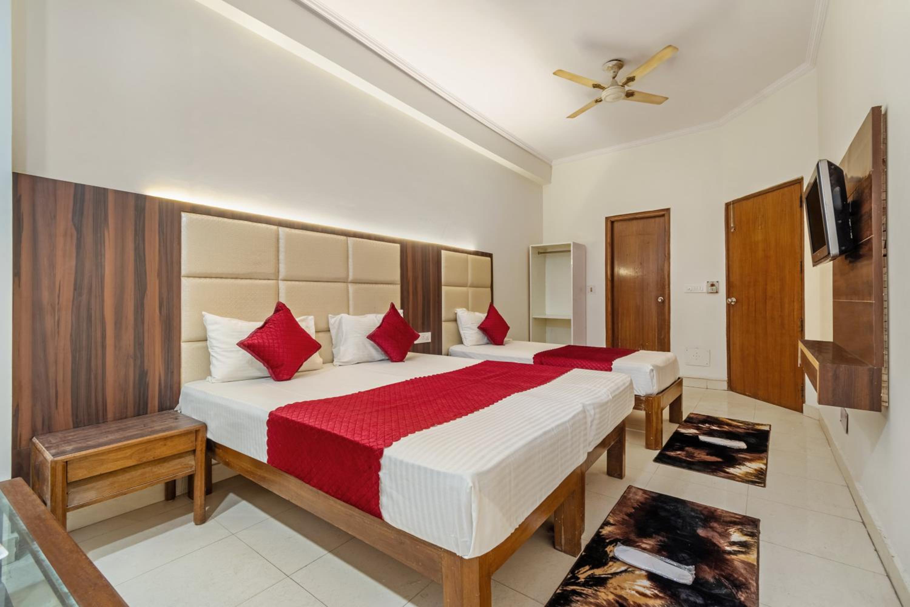 Hotel South Indian - Image 3