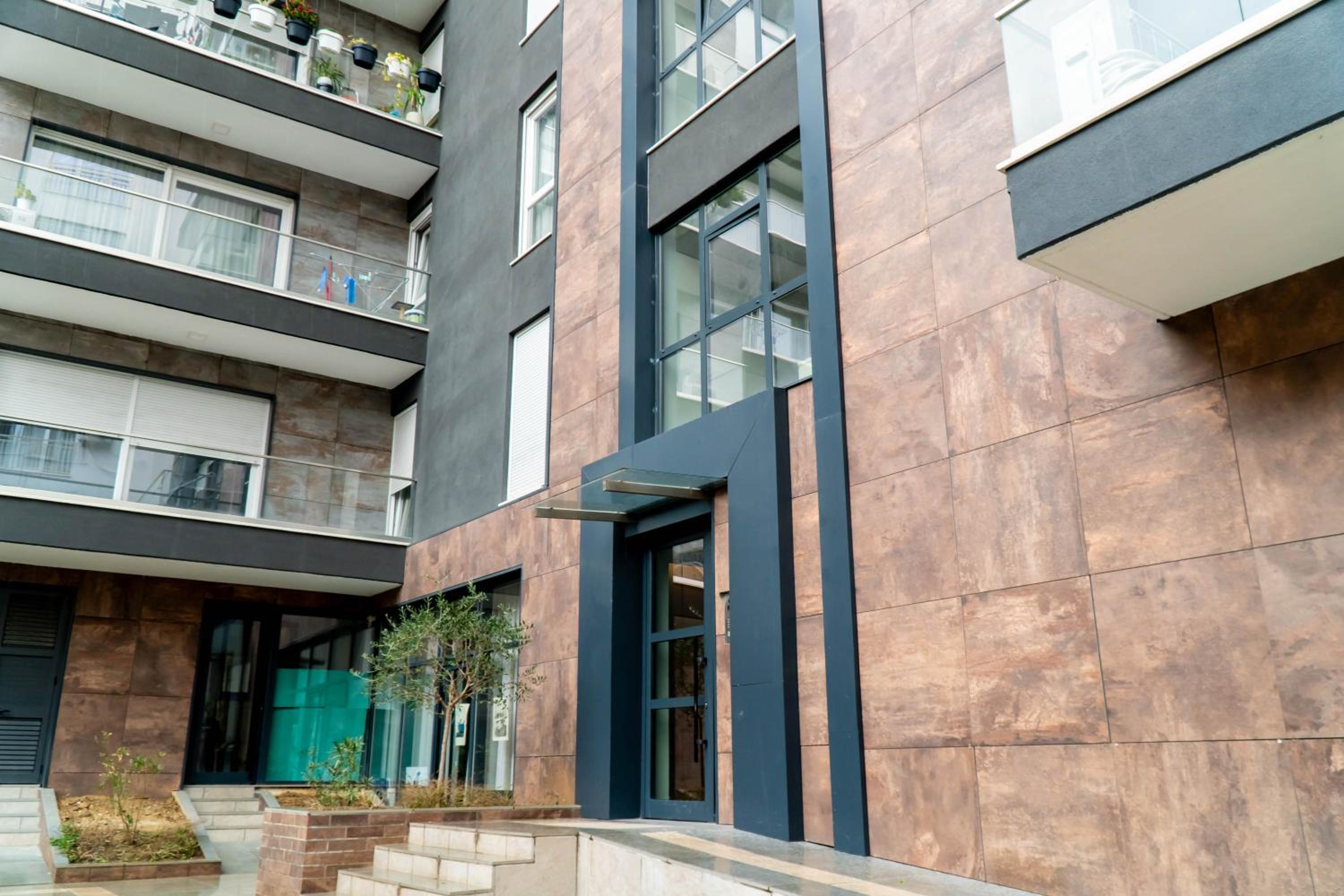 Signature apartment 5