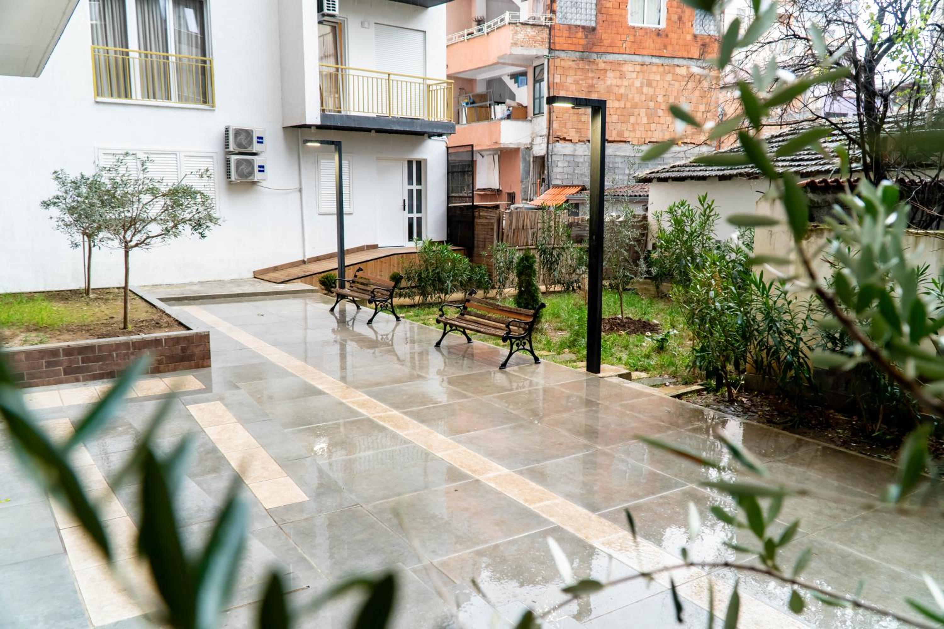 Signature apartment 5