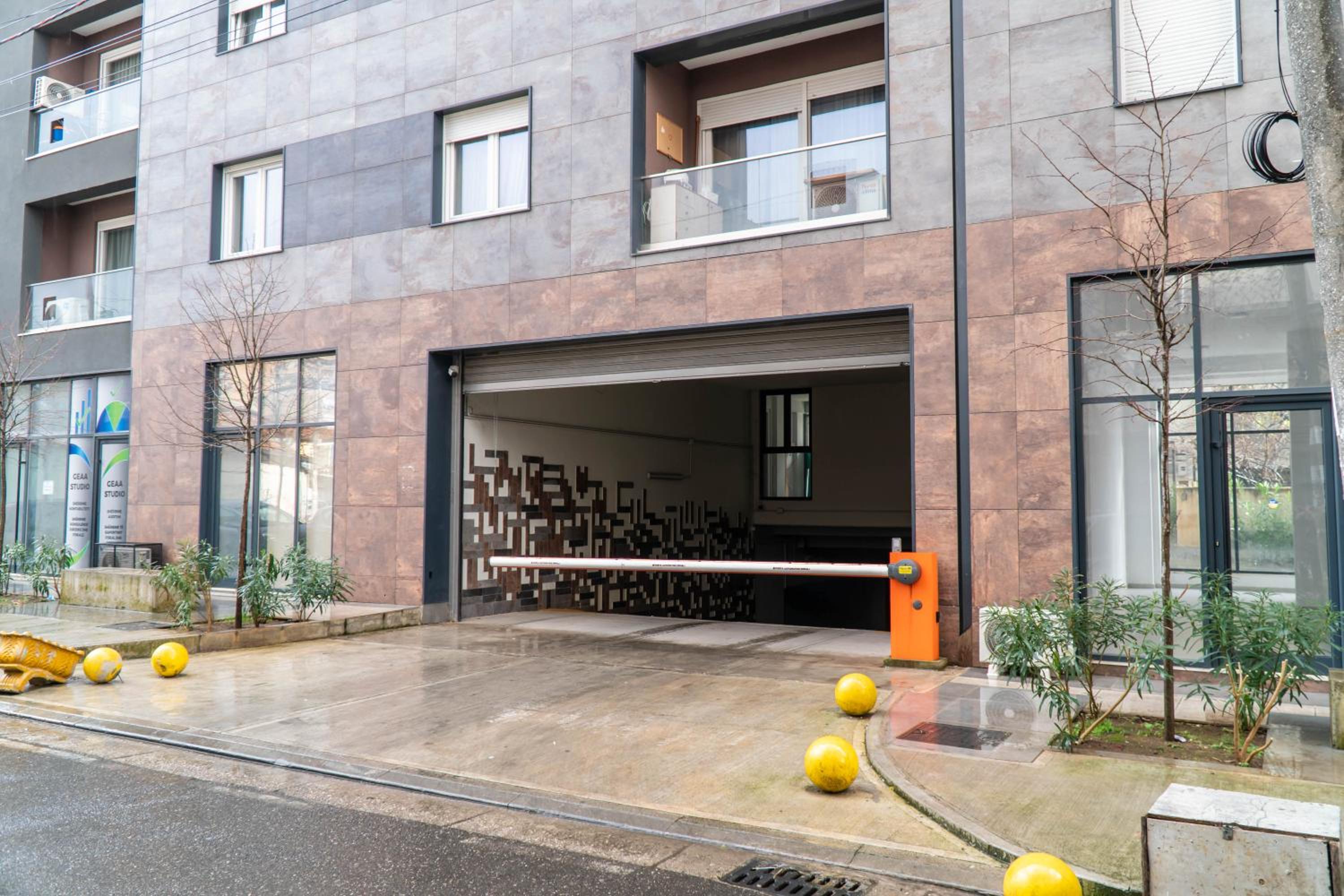 Signature apartment 5