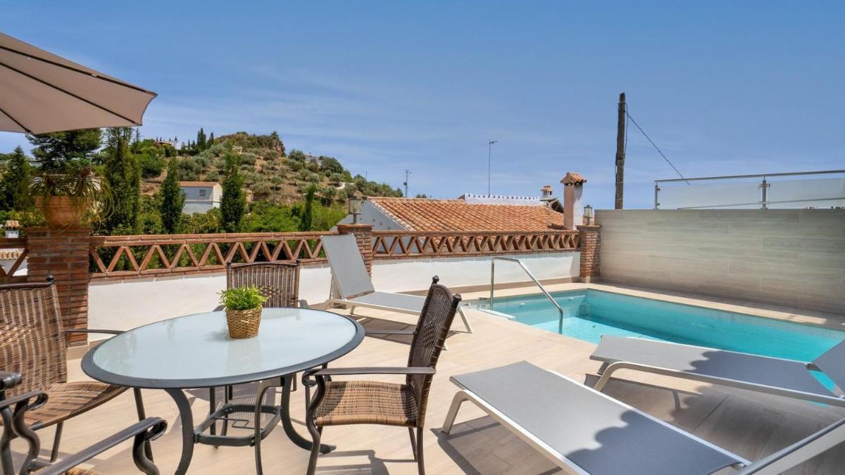 Villa Garcia Jaime Nerja by Ruralidays photo 2