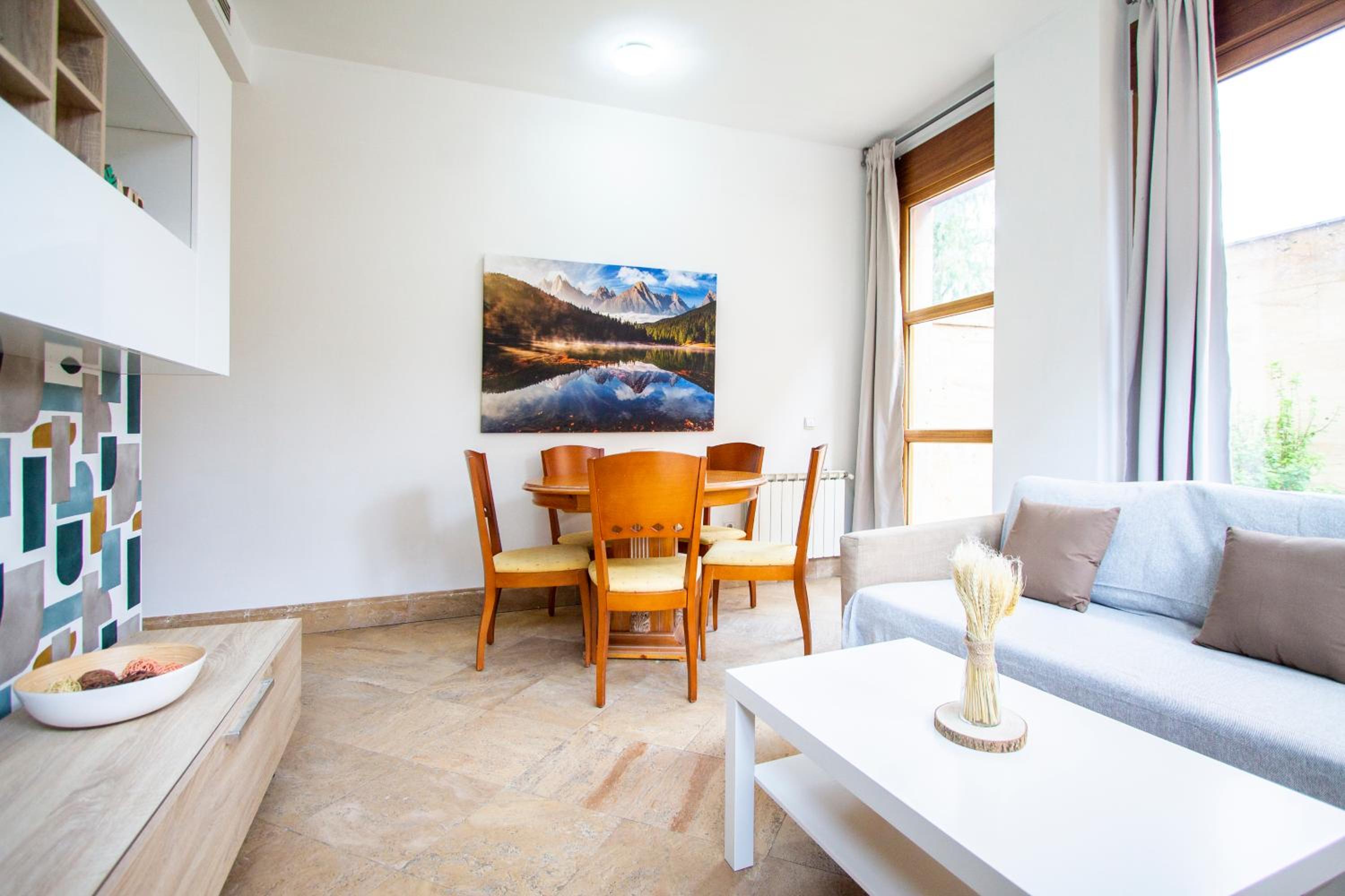 Apartamentos Villablino Arturo Soria