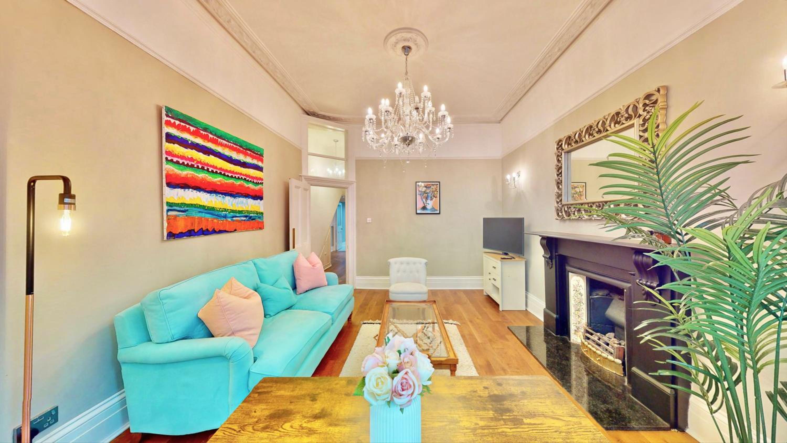 Bright & Spacious West London Gem