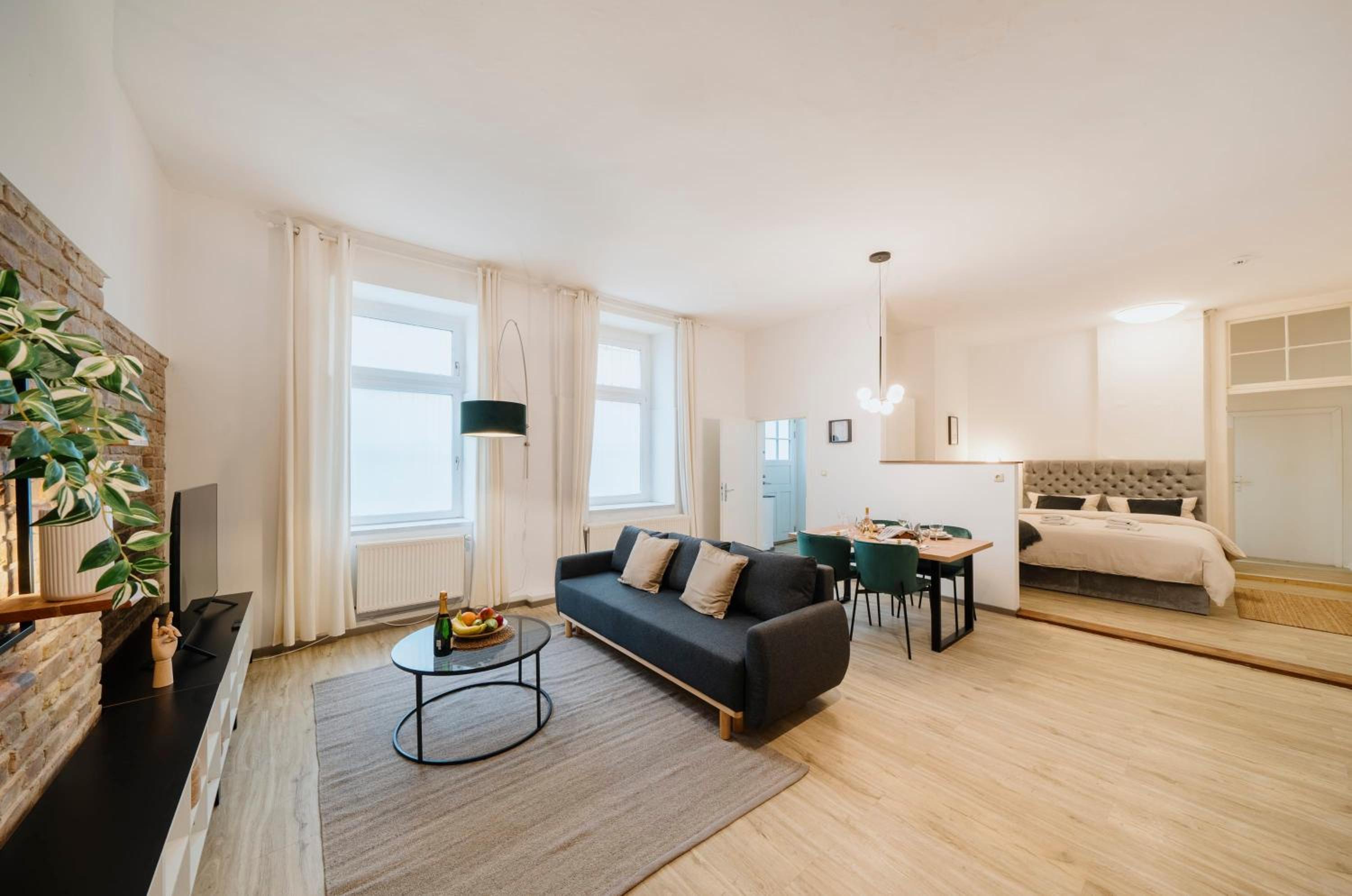 NEW Luxurious Loft in central Berlin BY HOMELY