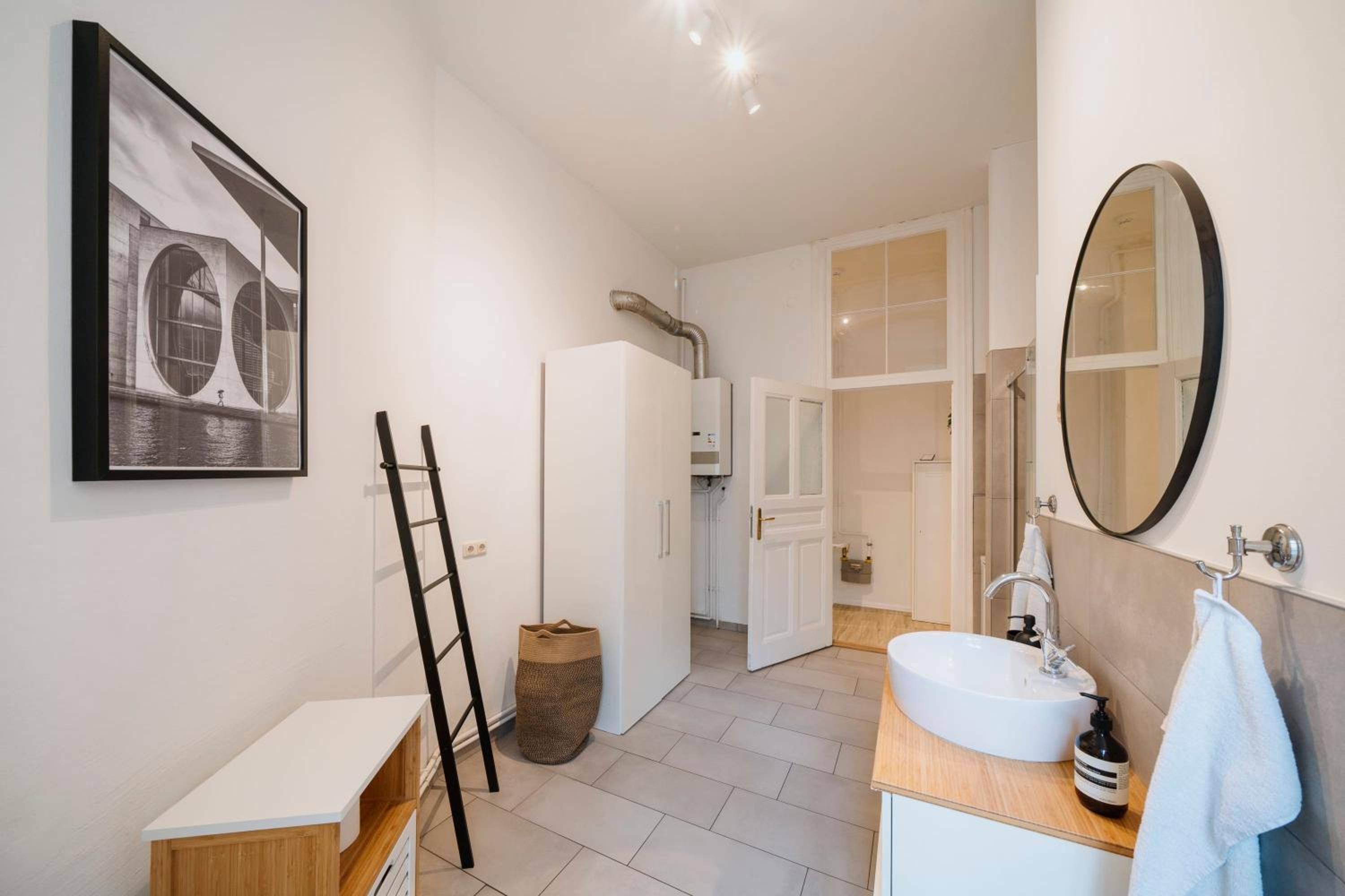 NEW Urban Oasis - Sleek Apartment BY HOMLEY