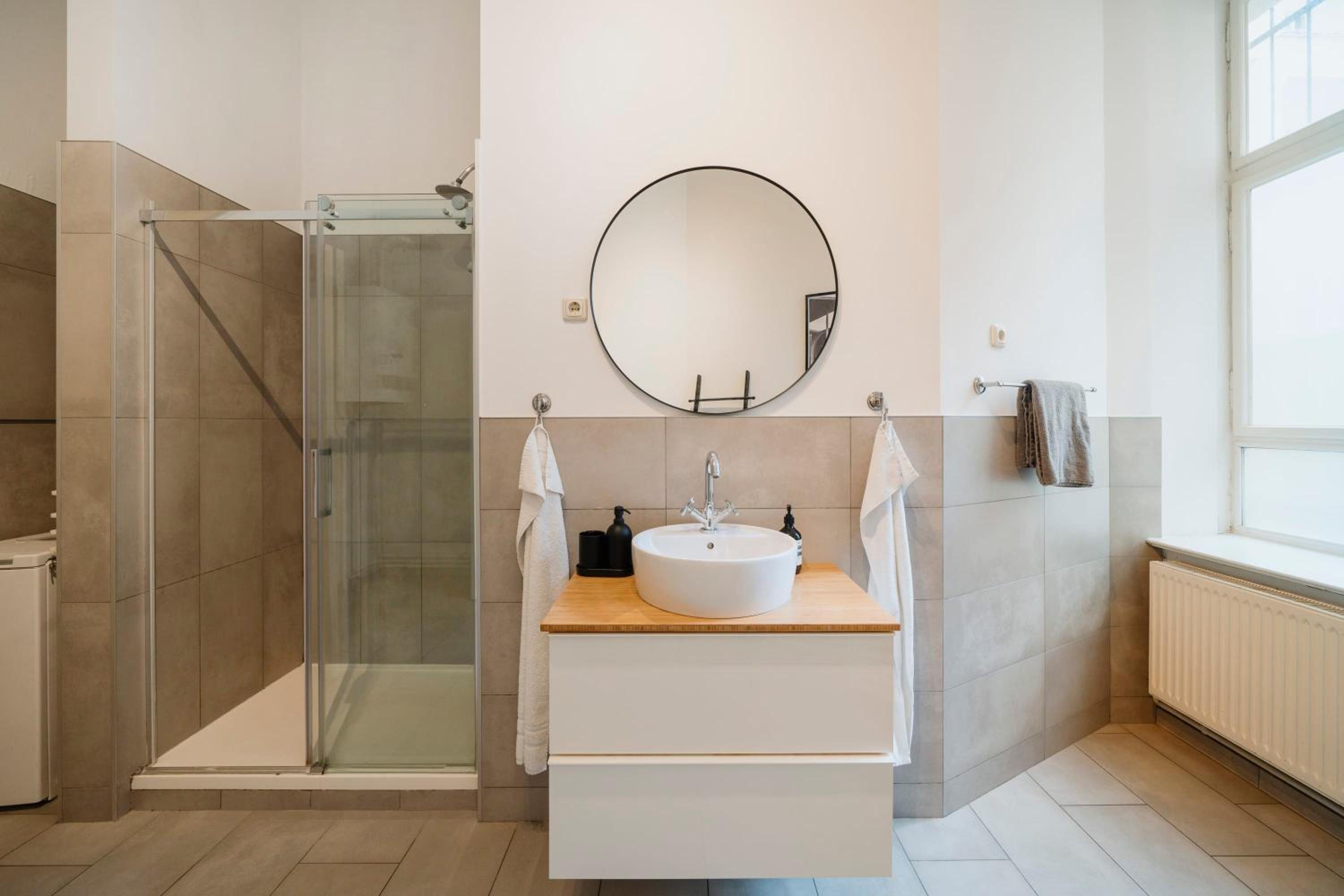 NEW Urban Oasis - Sleek Apartment BY HOMLEY