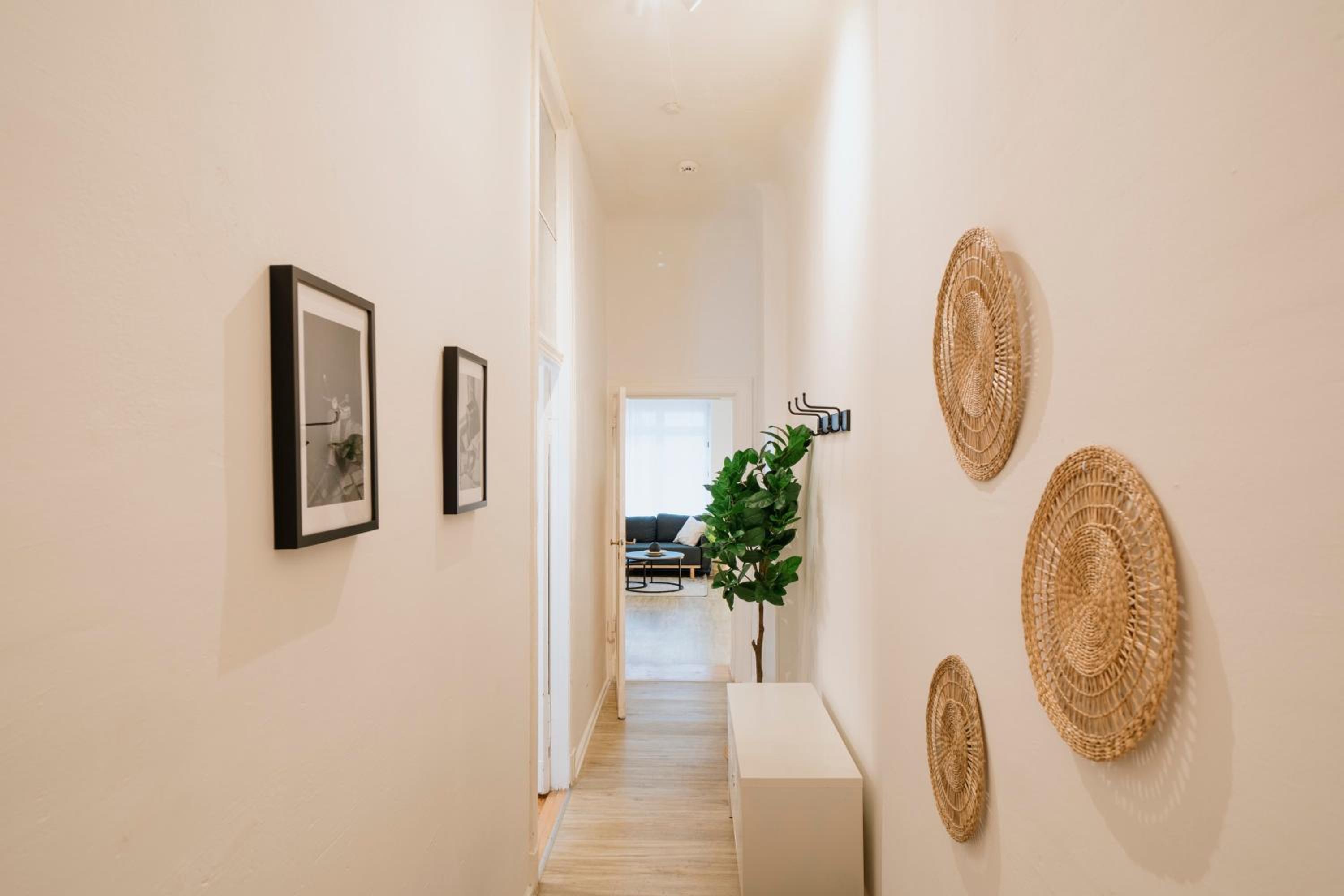 NEW Urban Oasis - Sleek Apartment BY HOMLEY