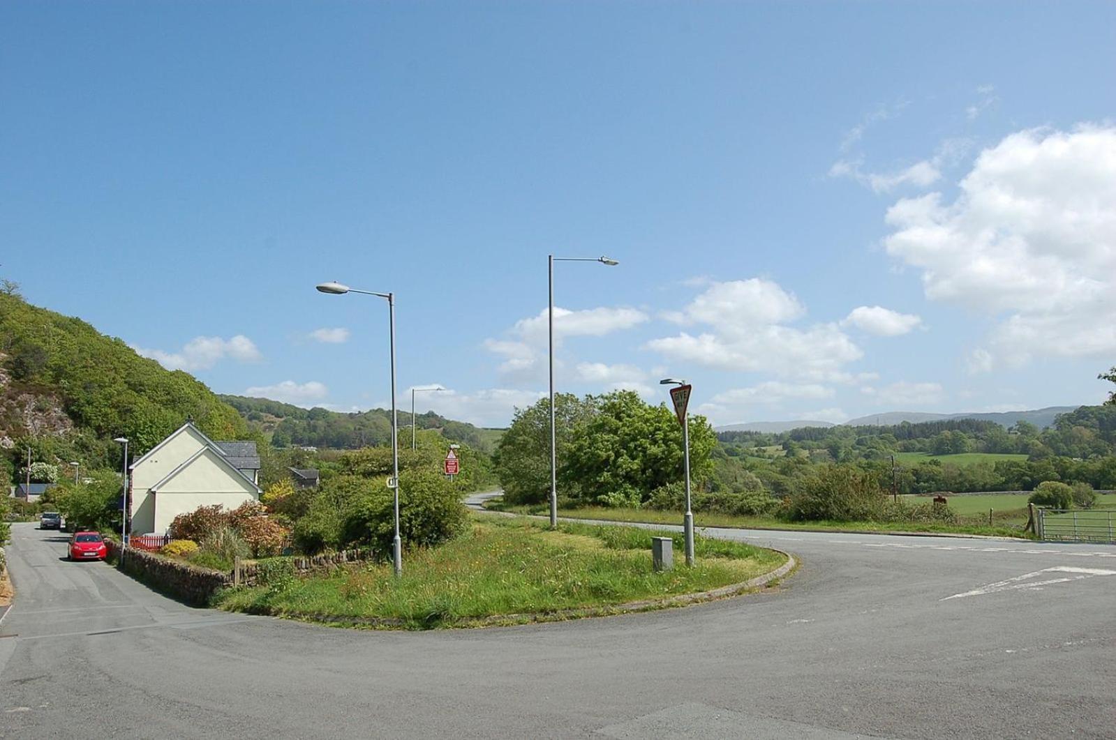 Tawel Fryn Bungalow near Dolgellau view 3