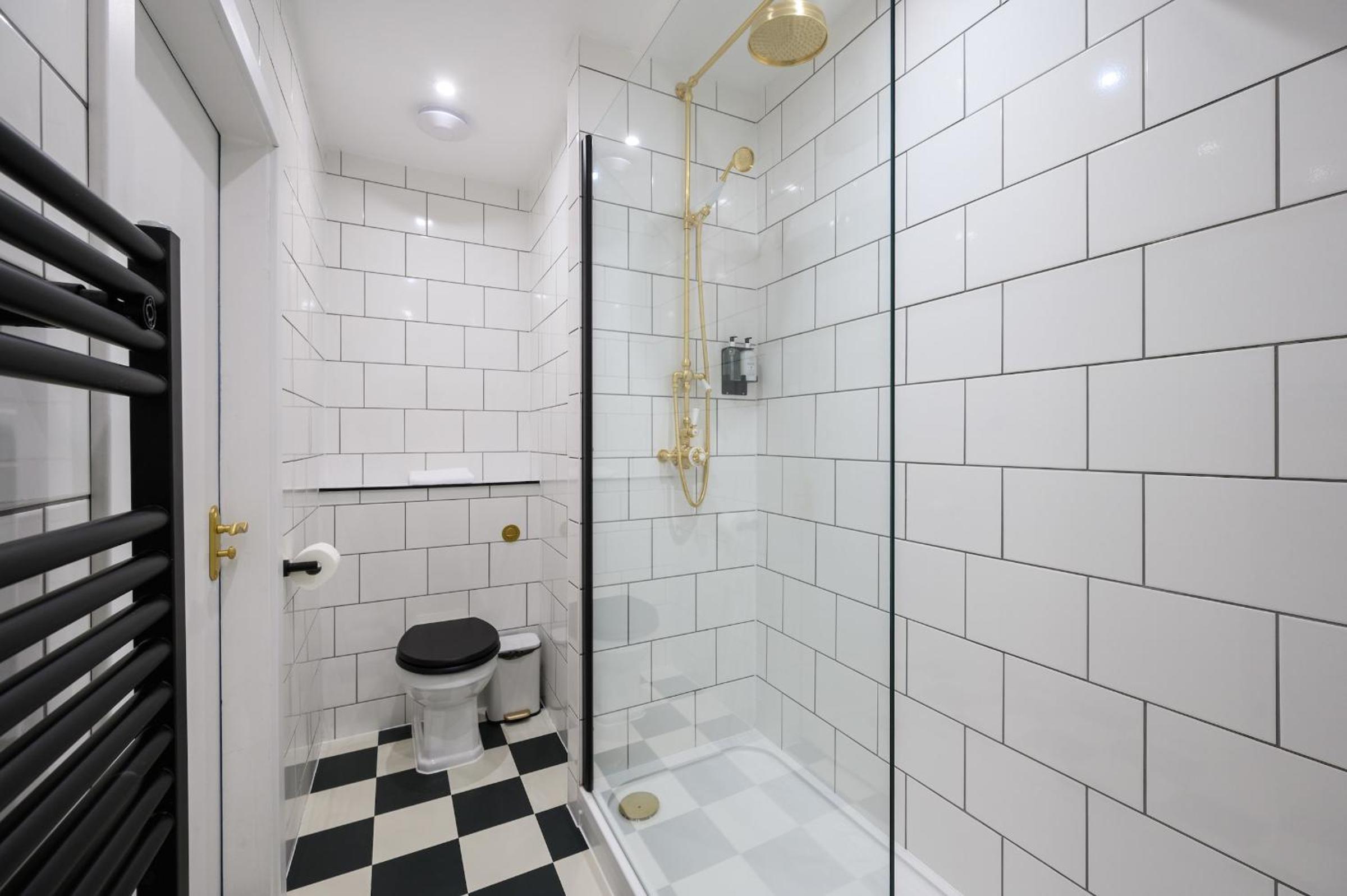 Queen Charlotte Guesthouse