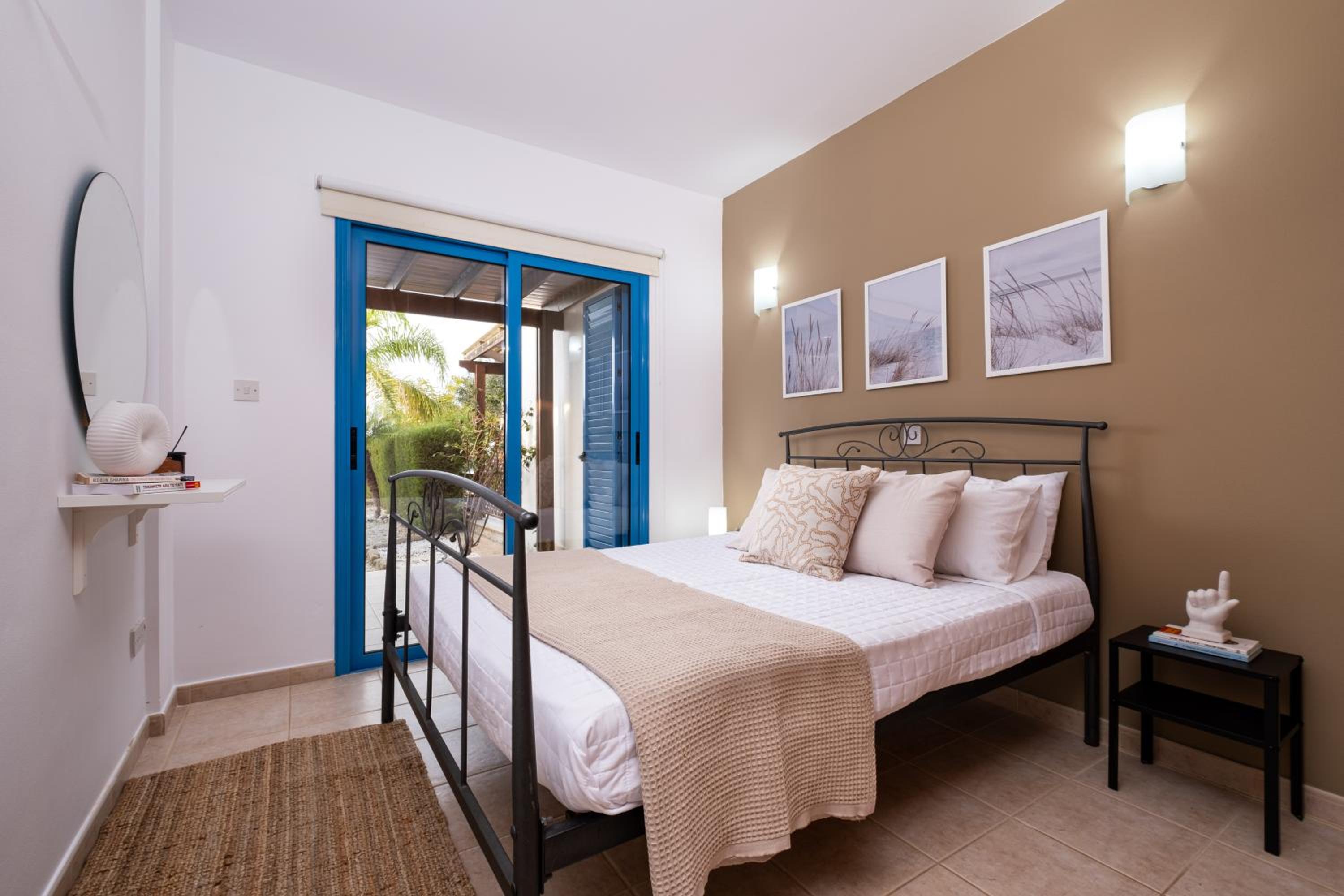 Kyma II Beachfront Residence