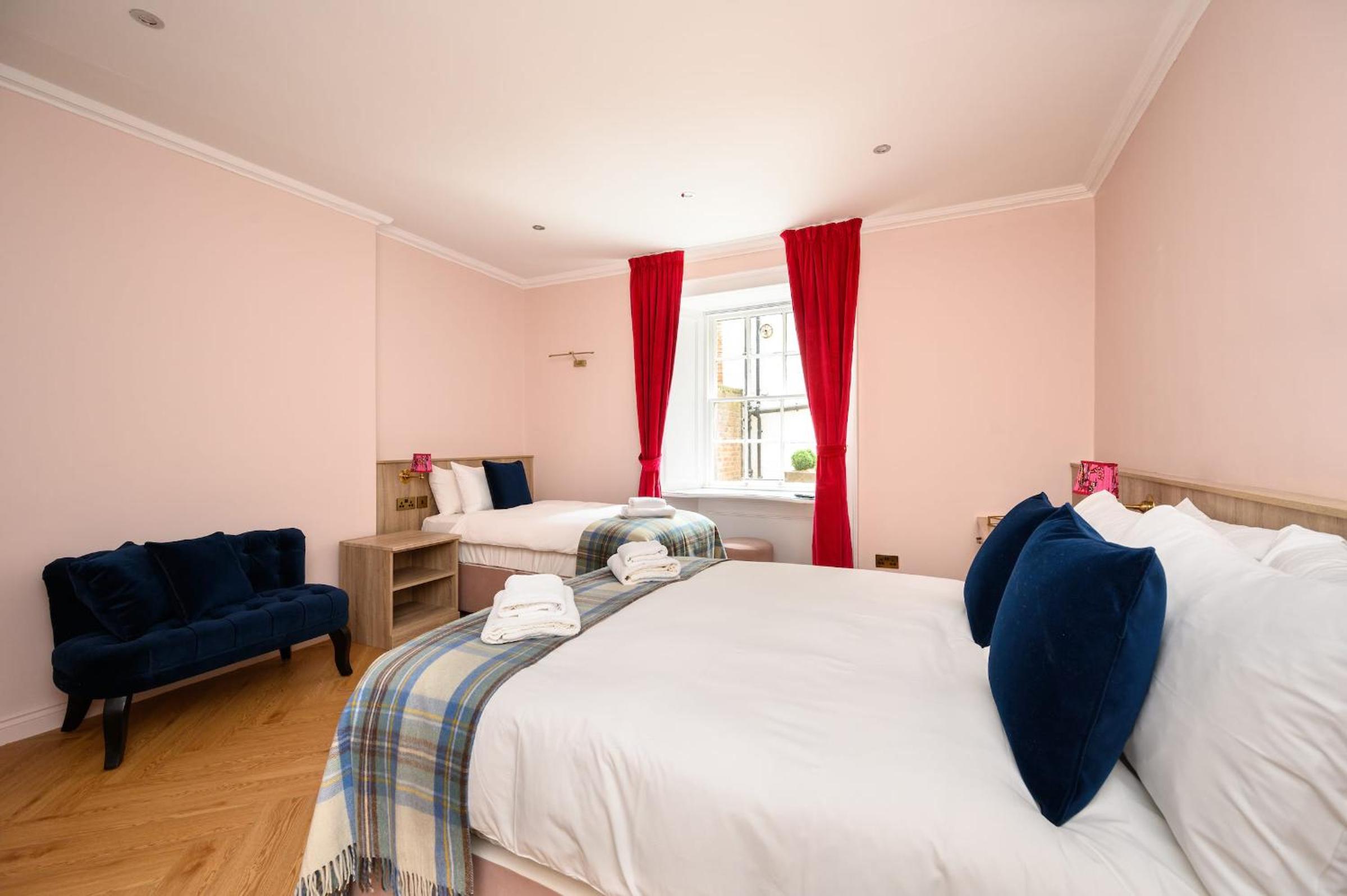 Queen Charlotte Guesthouse