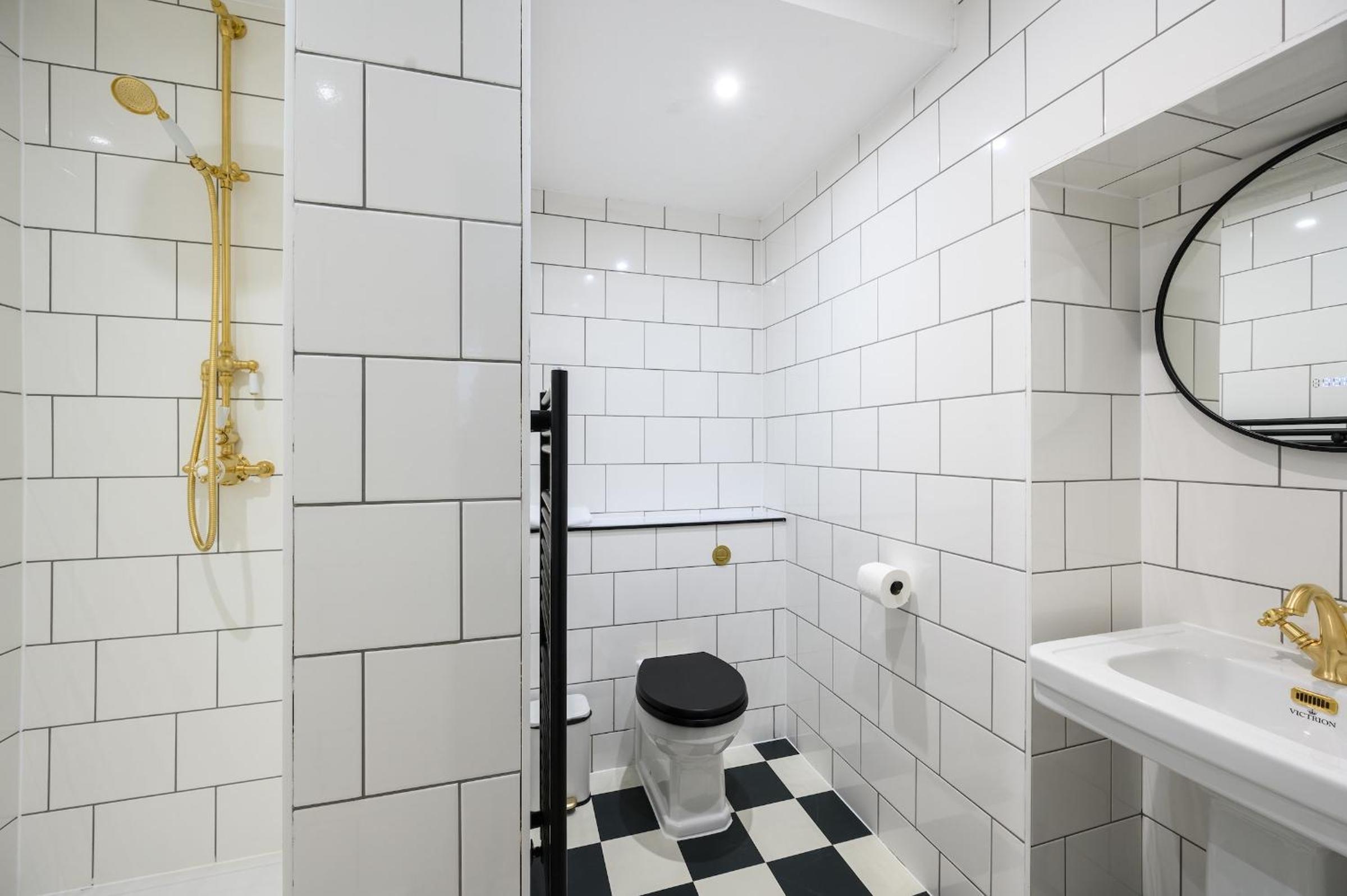 Queen Charlotte Guesthouse