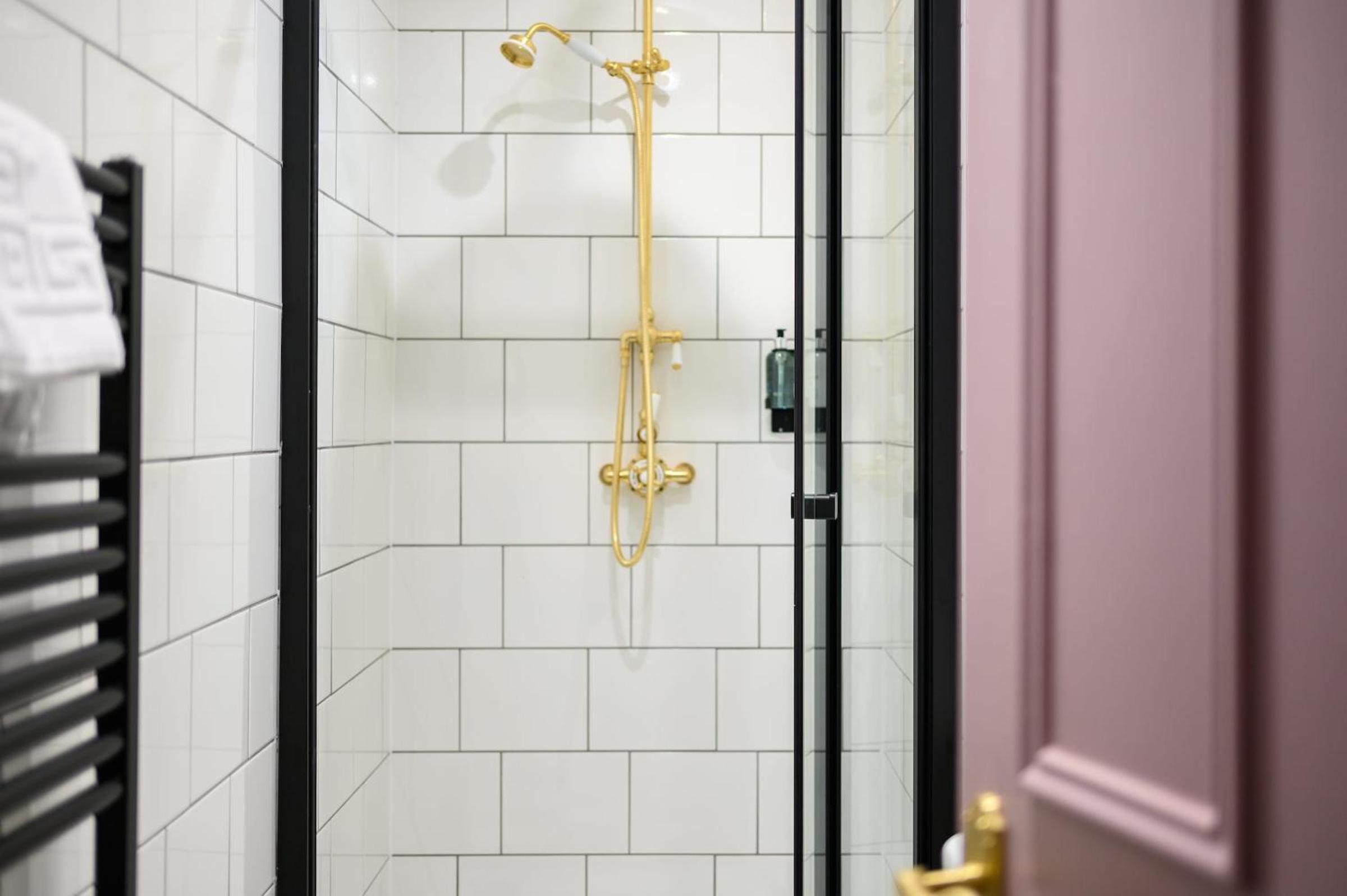 Queen Charlotte Guesthouse