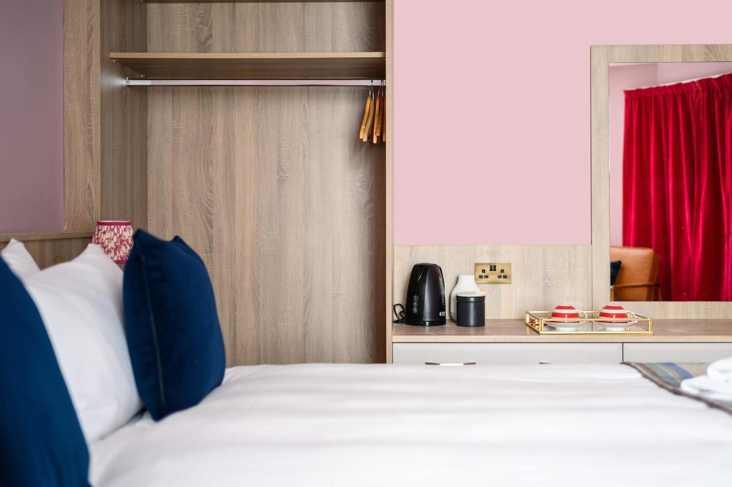 Queen Charlotte Guesthouse