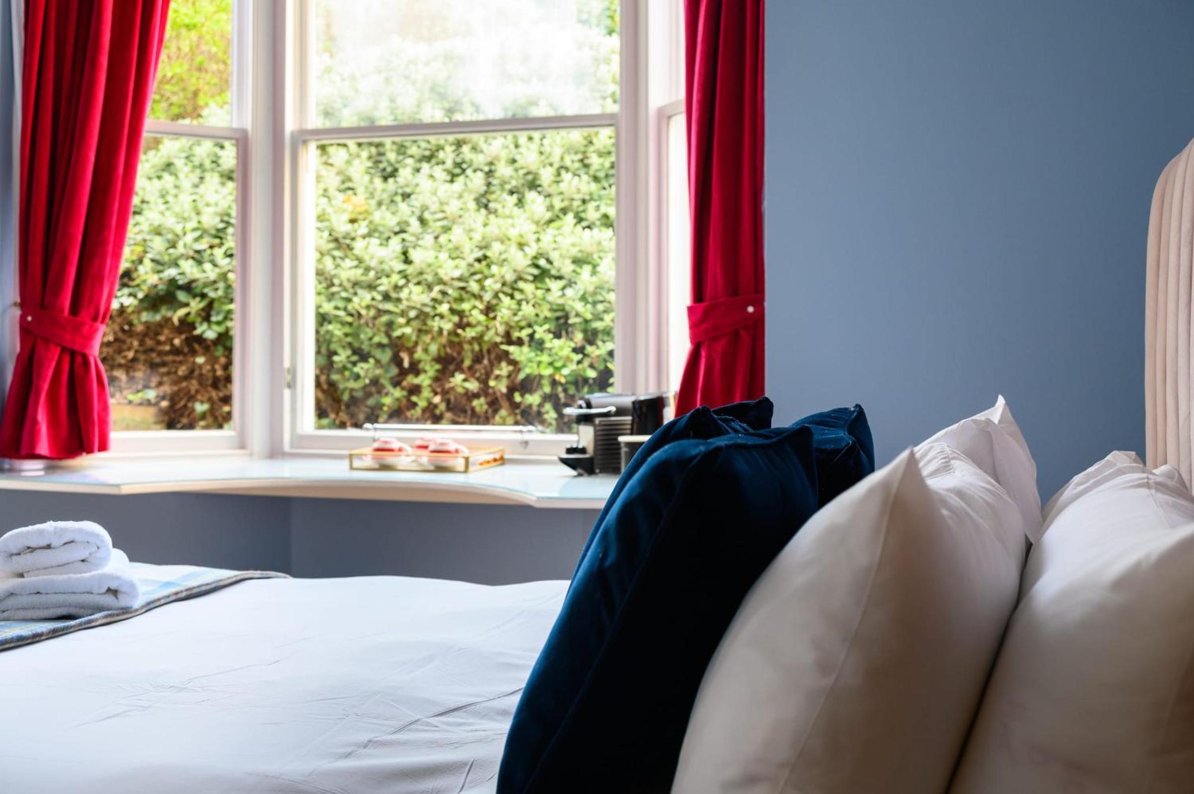 Queen Charlotte Guesthouse