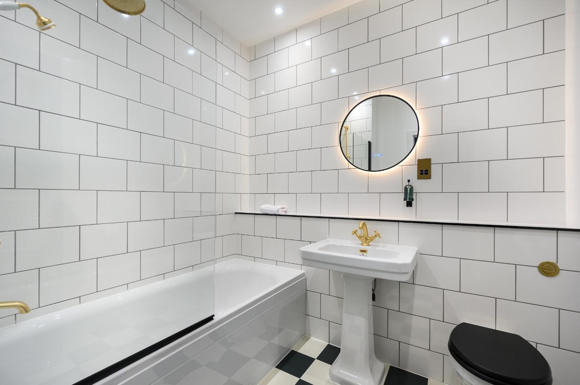 Queen Charlotte Guesthouse
