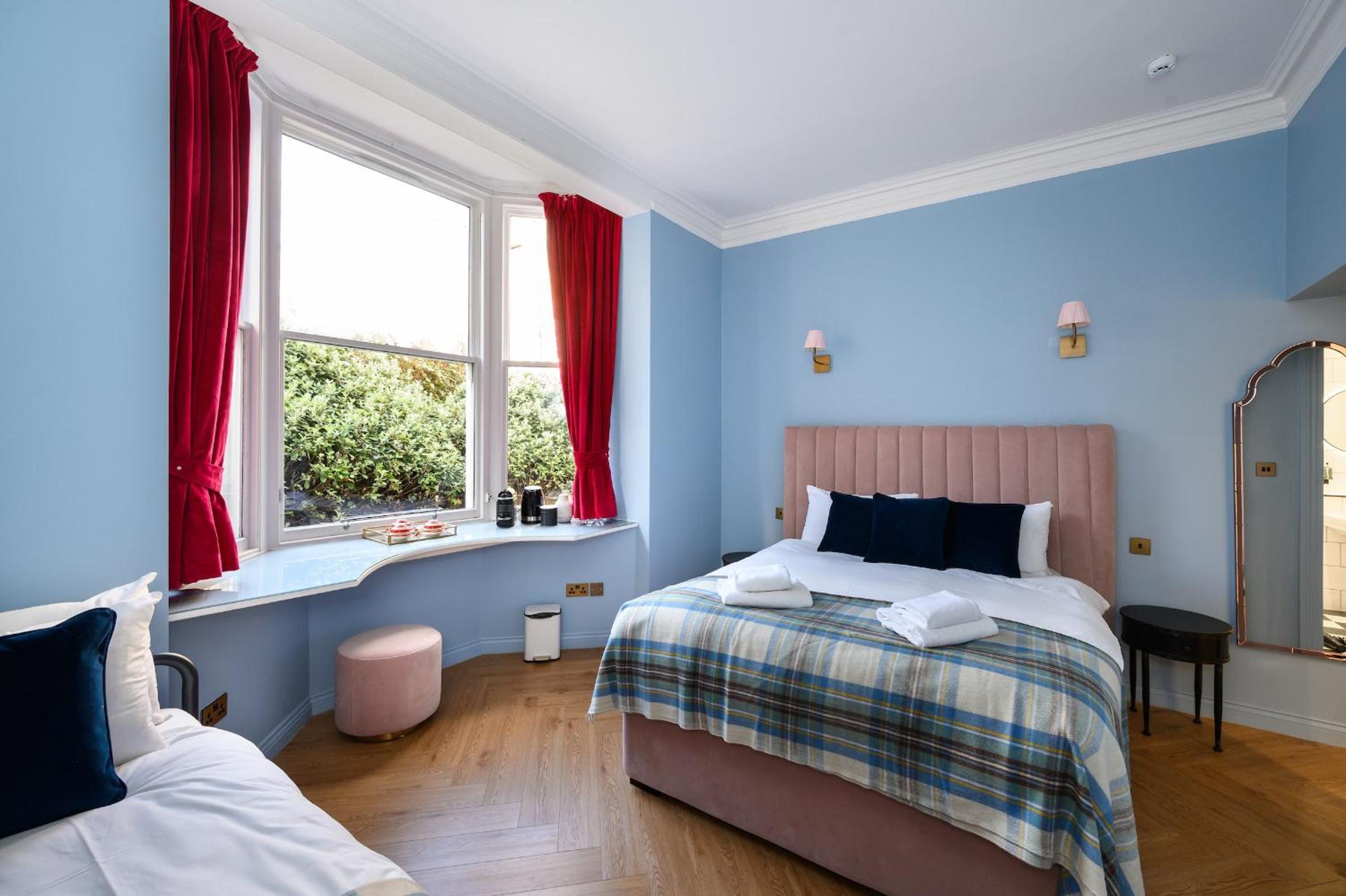 Queen Charlotte Guesthouse