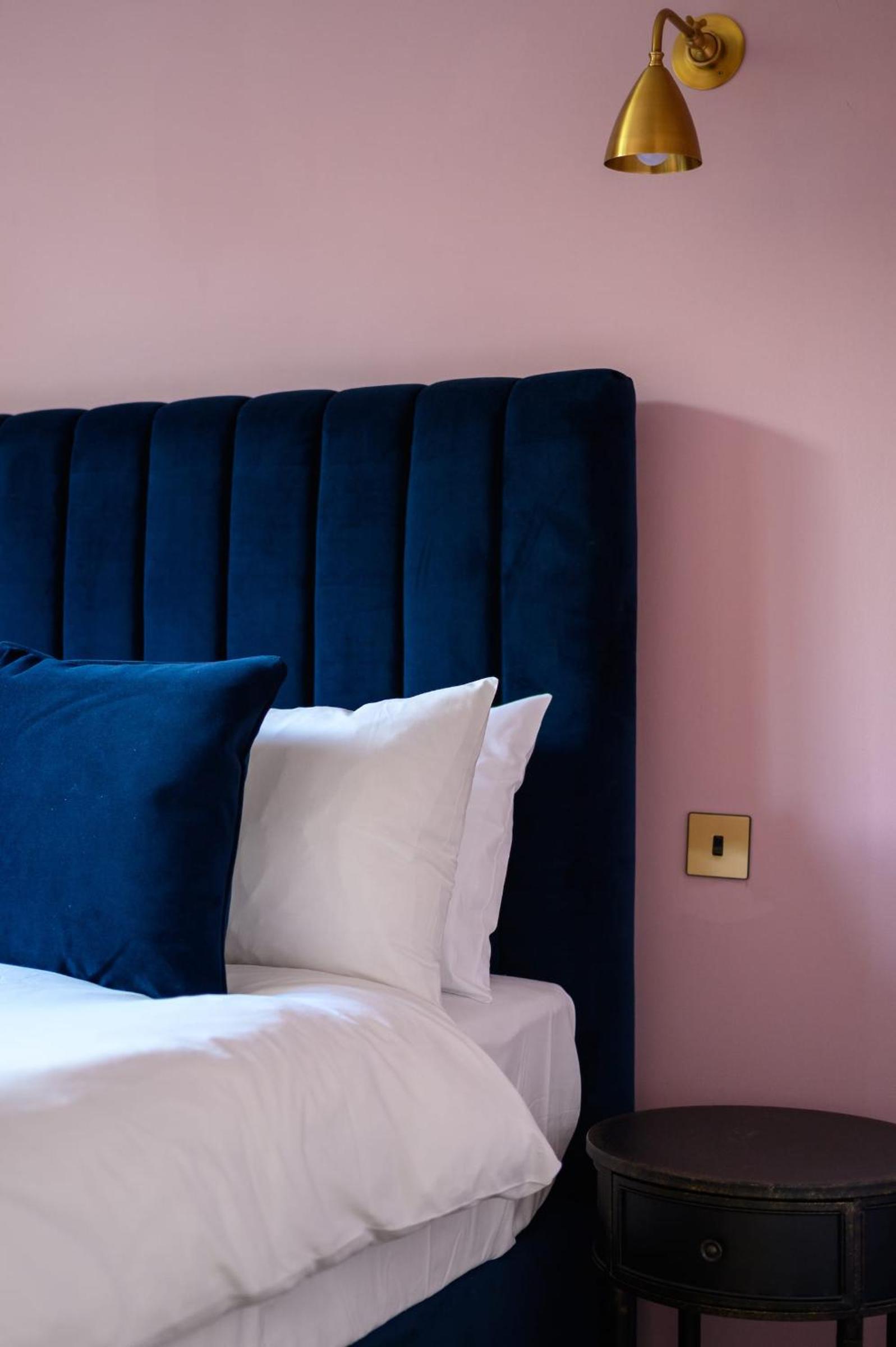 Queen Charlotte Guesthouse