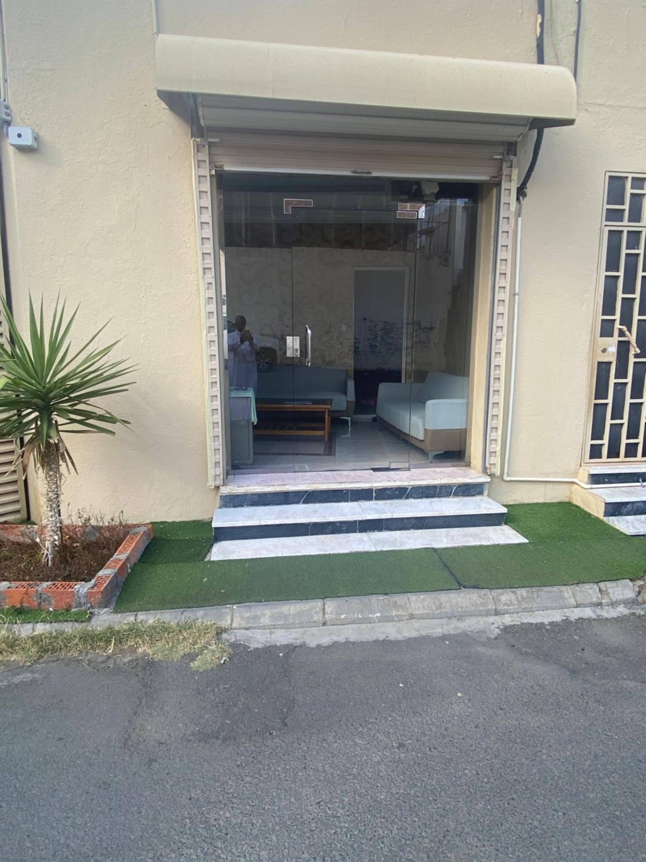 Al Dana Plaza Villas