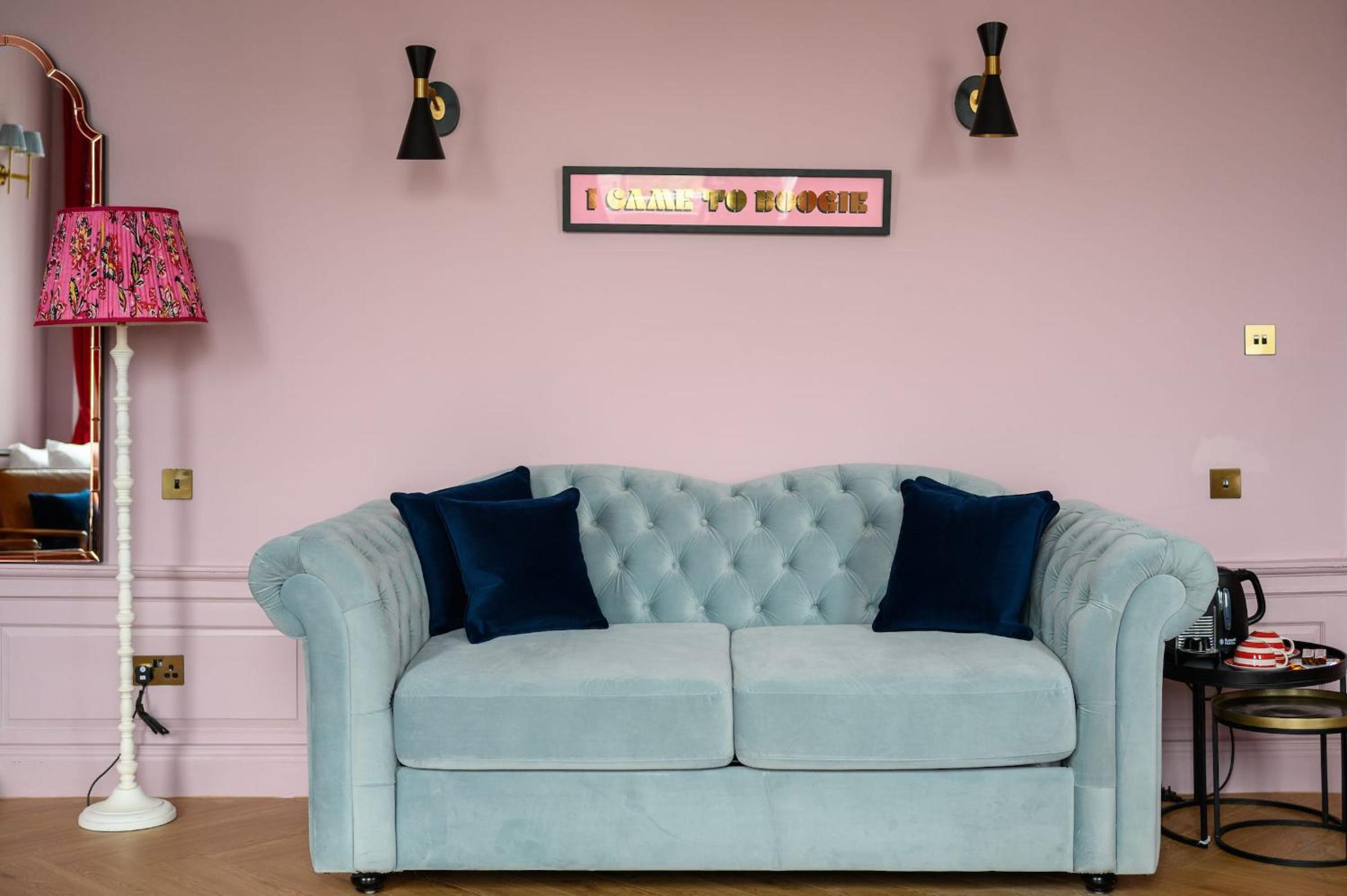 Queen Charlotte Guesthouse