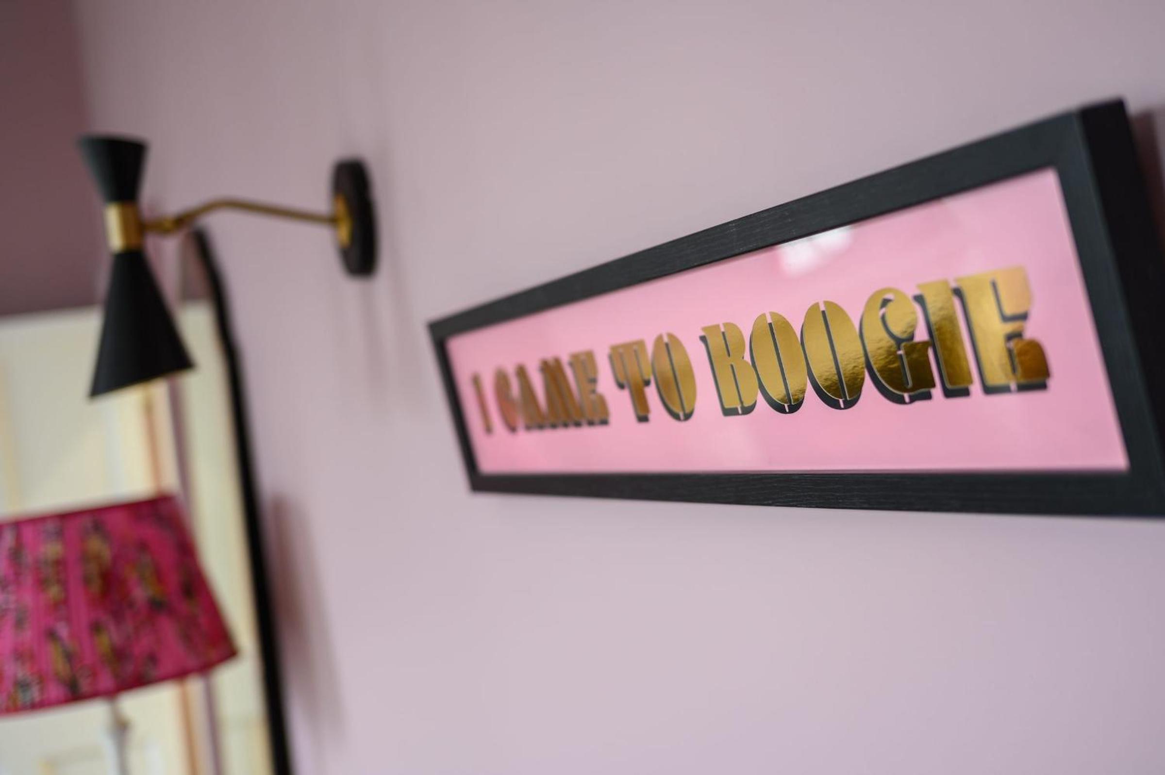 Queen Charlotte Guesthouse