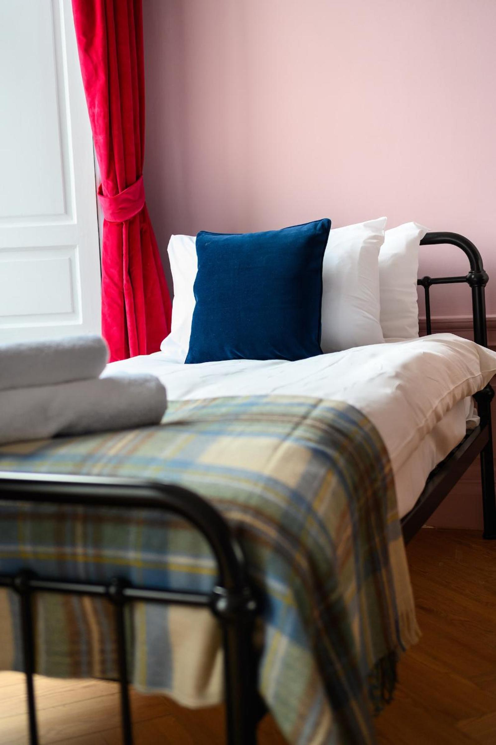 Queen Charlotte Guesthouse