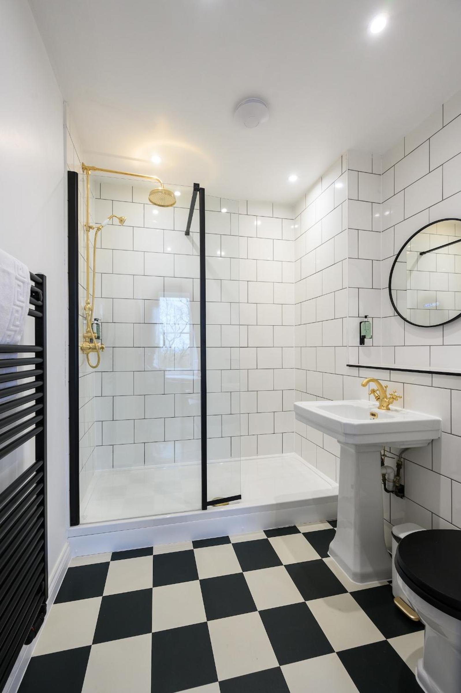 Queen Charlotte Guesthouse
