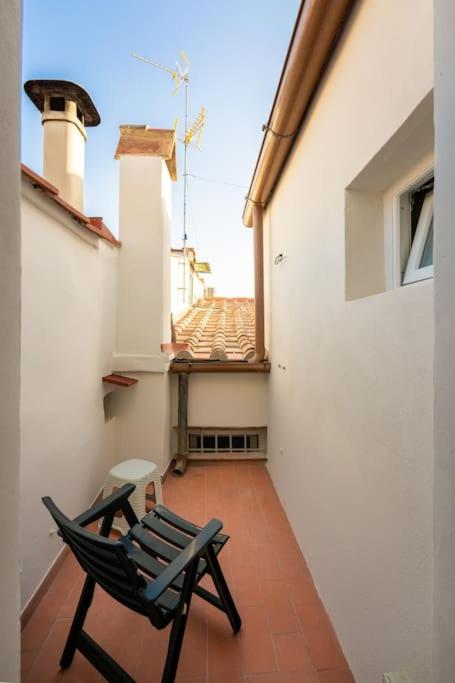 Keys of Italy - Maytreya - Albero 2 - Train station two bedroom flat 2nd floor