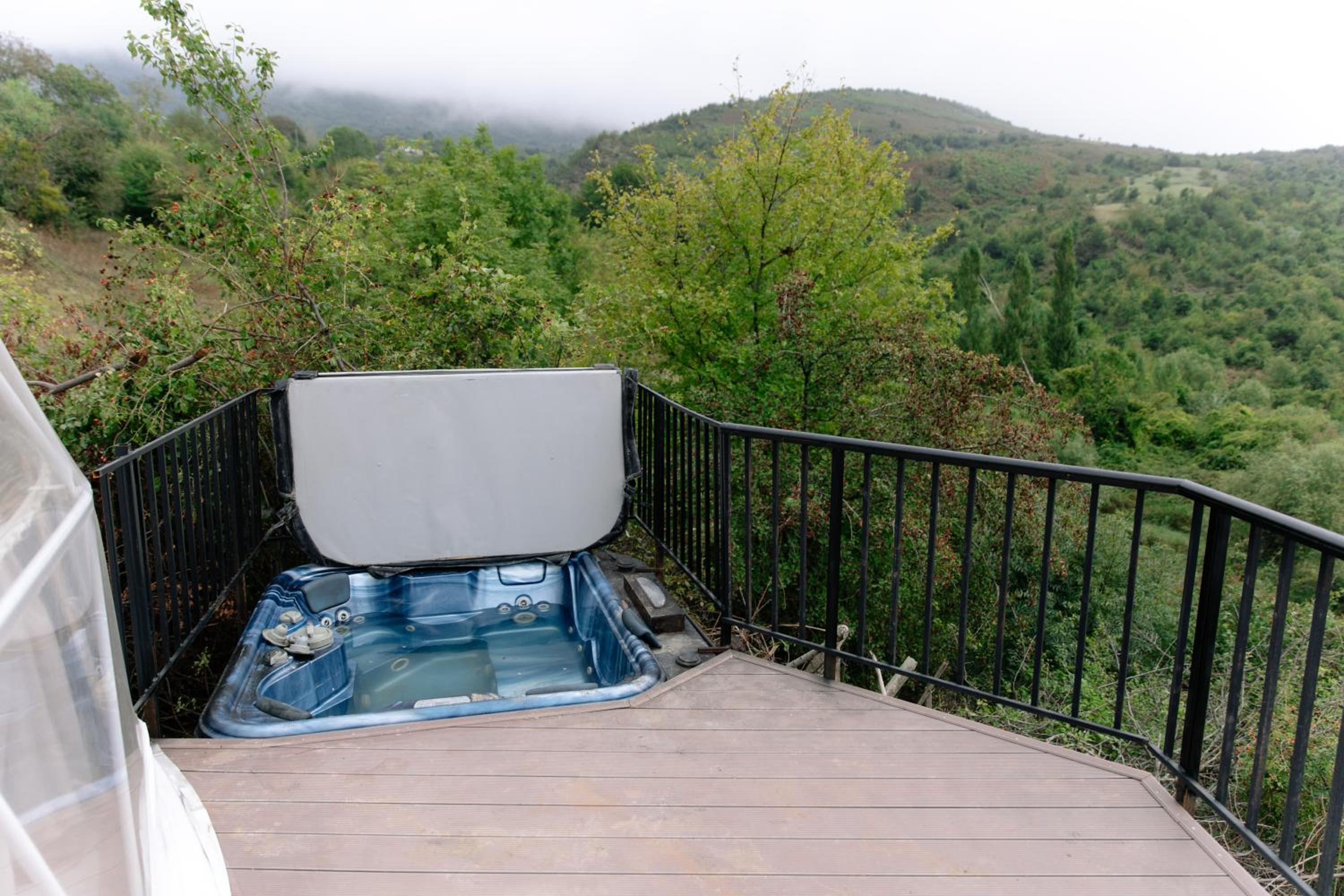 Dream Domes Glamping