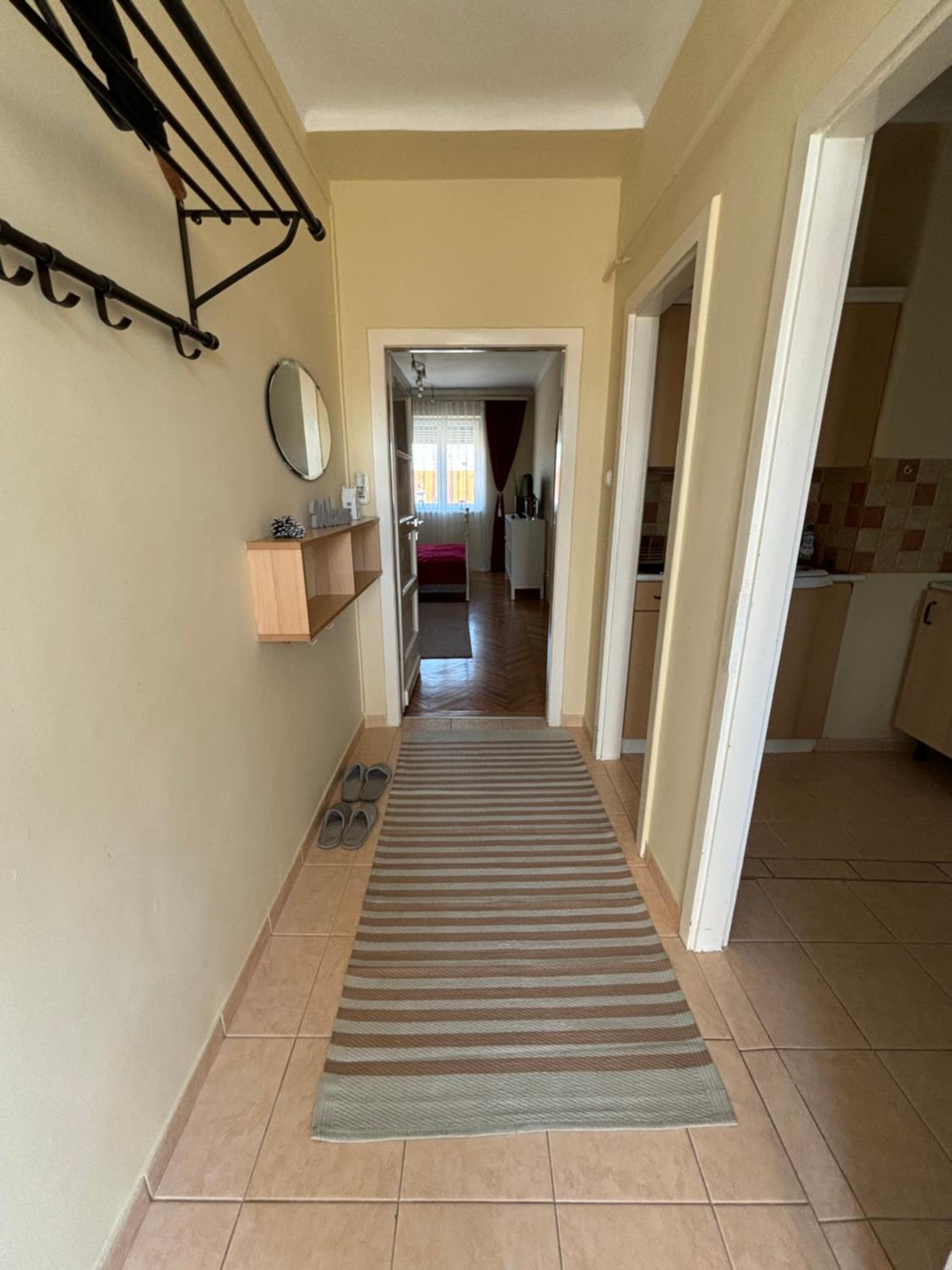 Downtown Hideaway Apartman