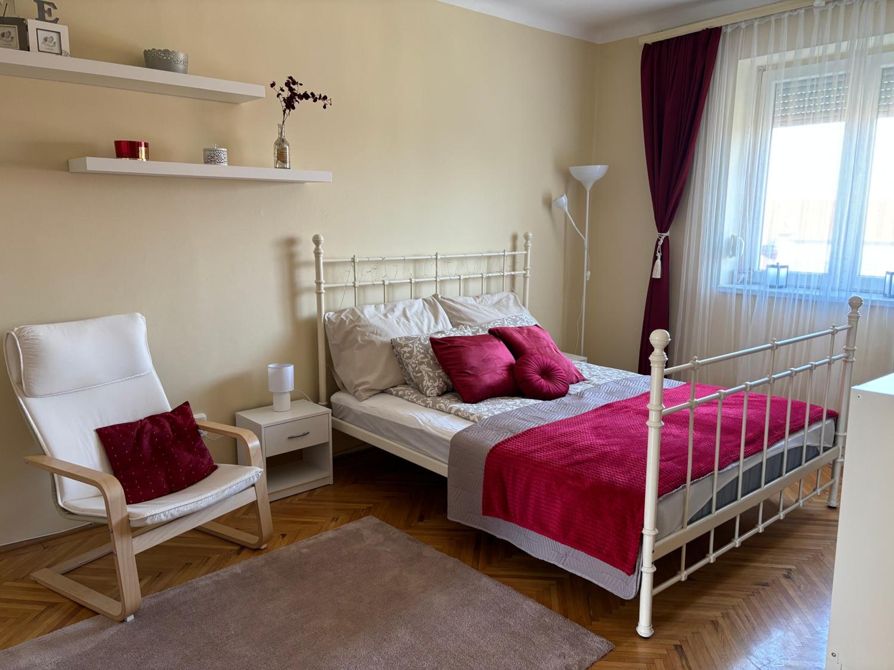 Downtown Hideaway Apartman