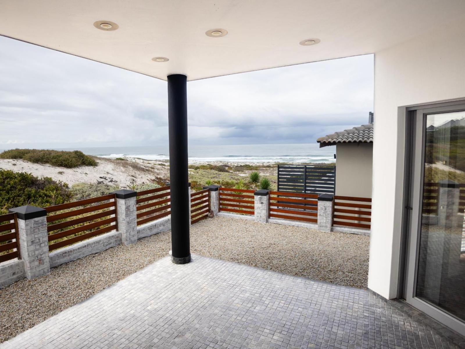 Yzerfontein Beach Accommodation