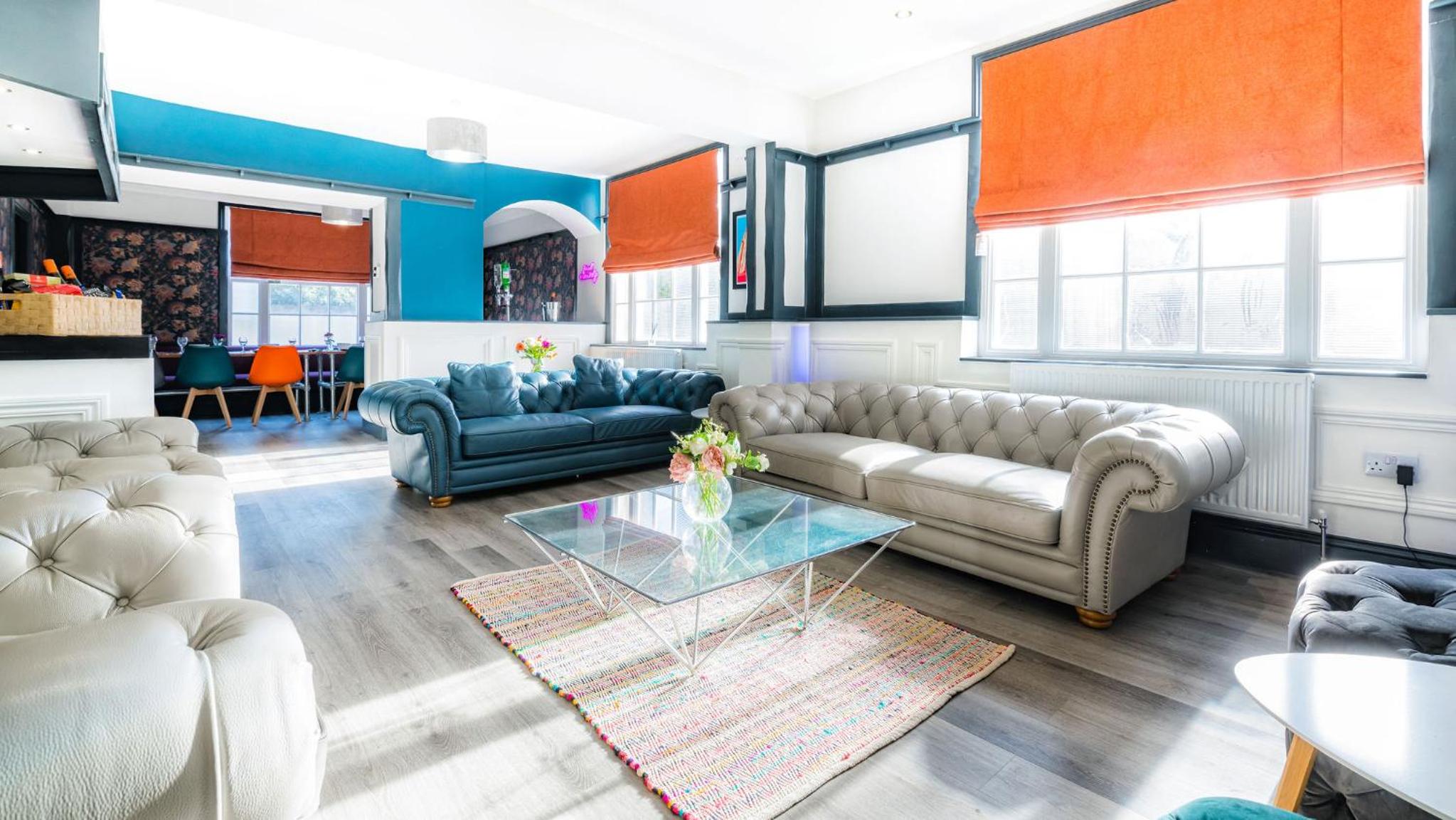 lounge