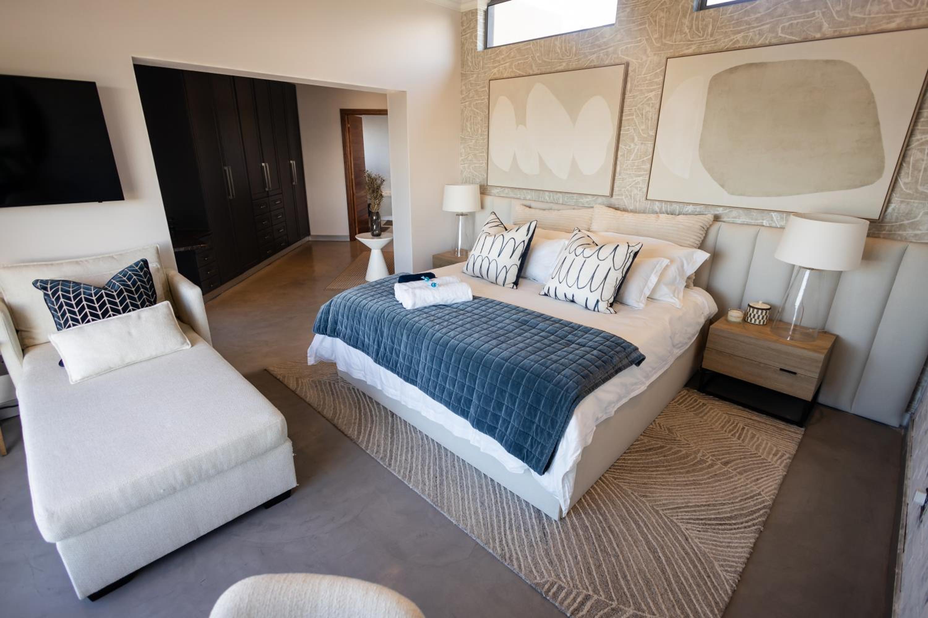 Yzerfontein Beach Accommodation