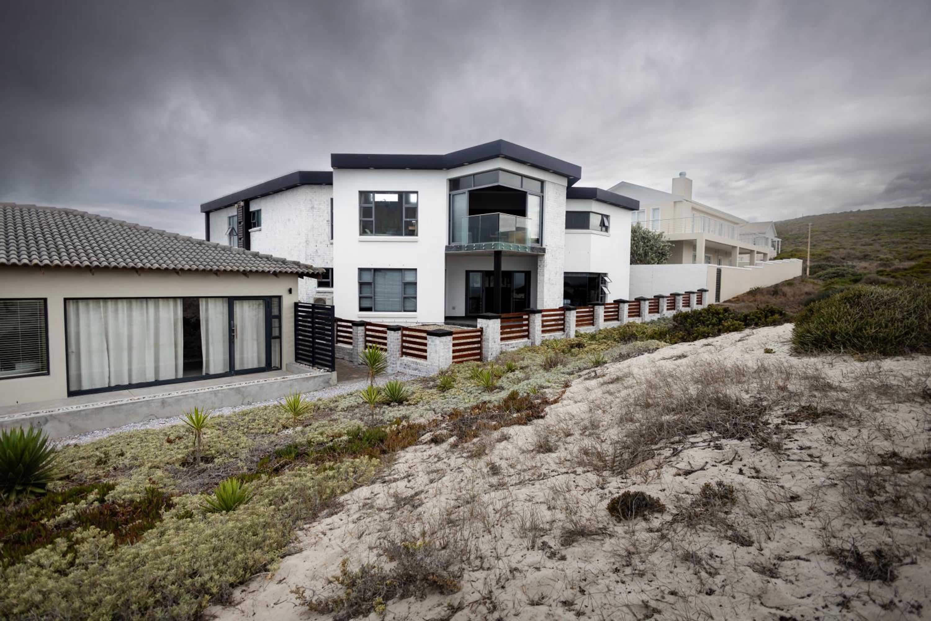 Yzerfontein Beach Accommodation