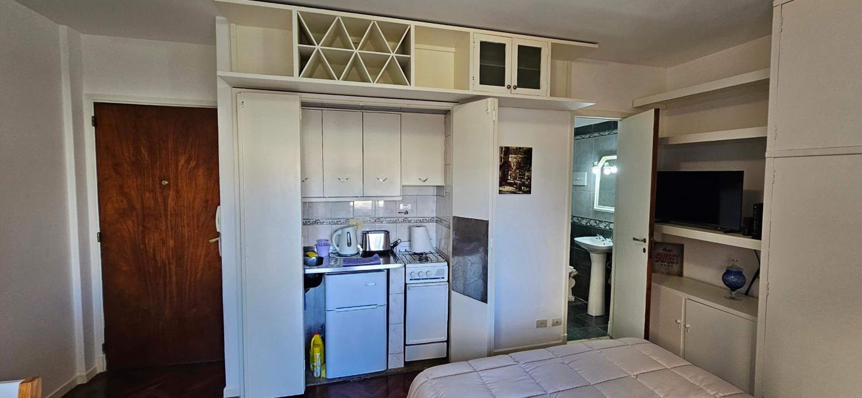 PUEYRREDON APARTMENT