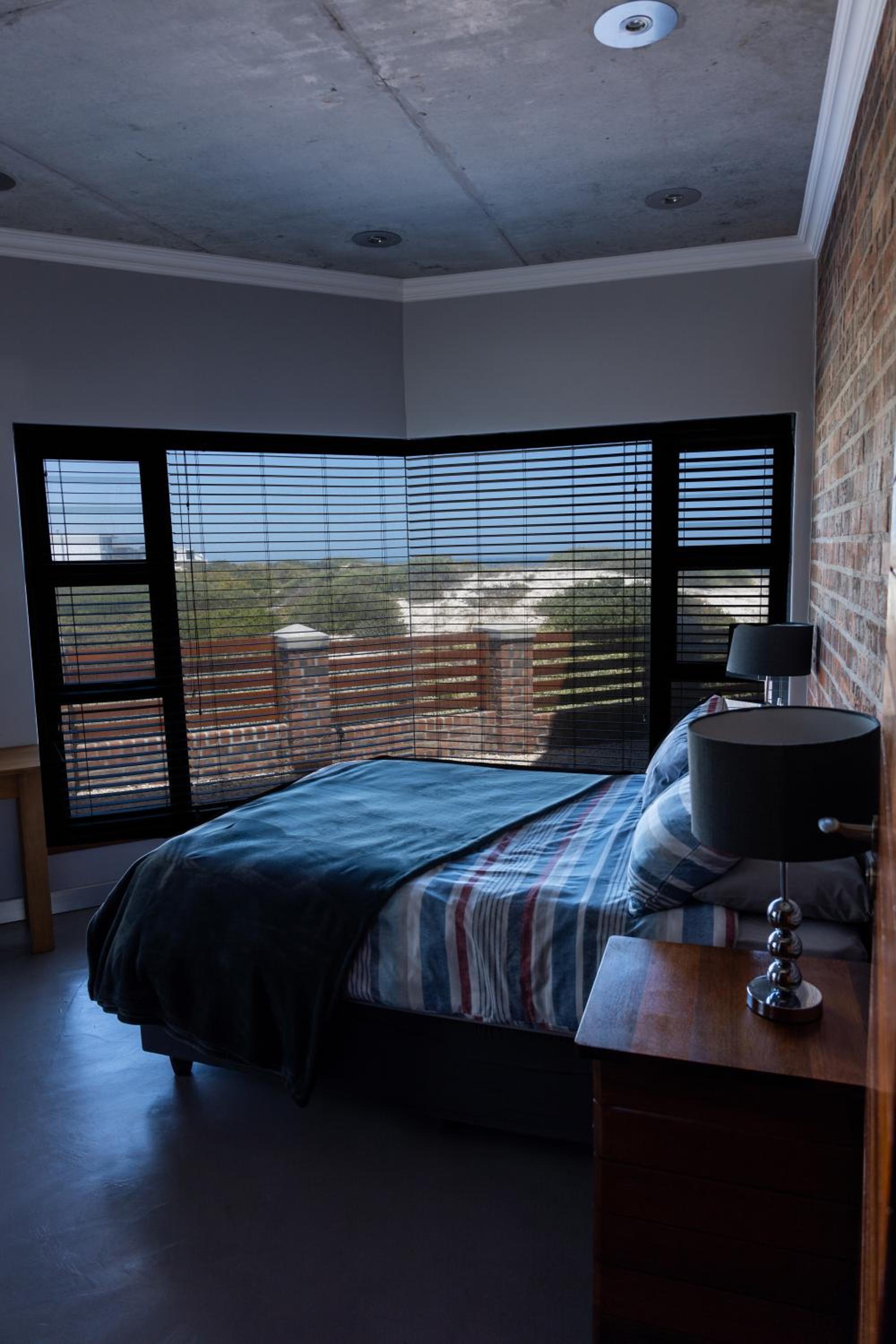 Yzerfontein Beach Accommodation