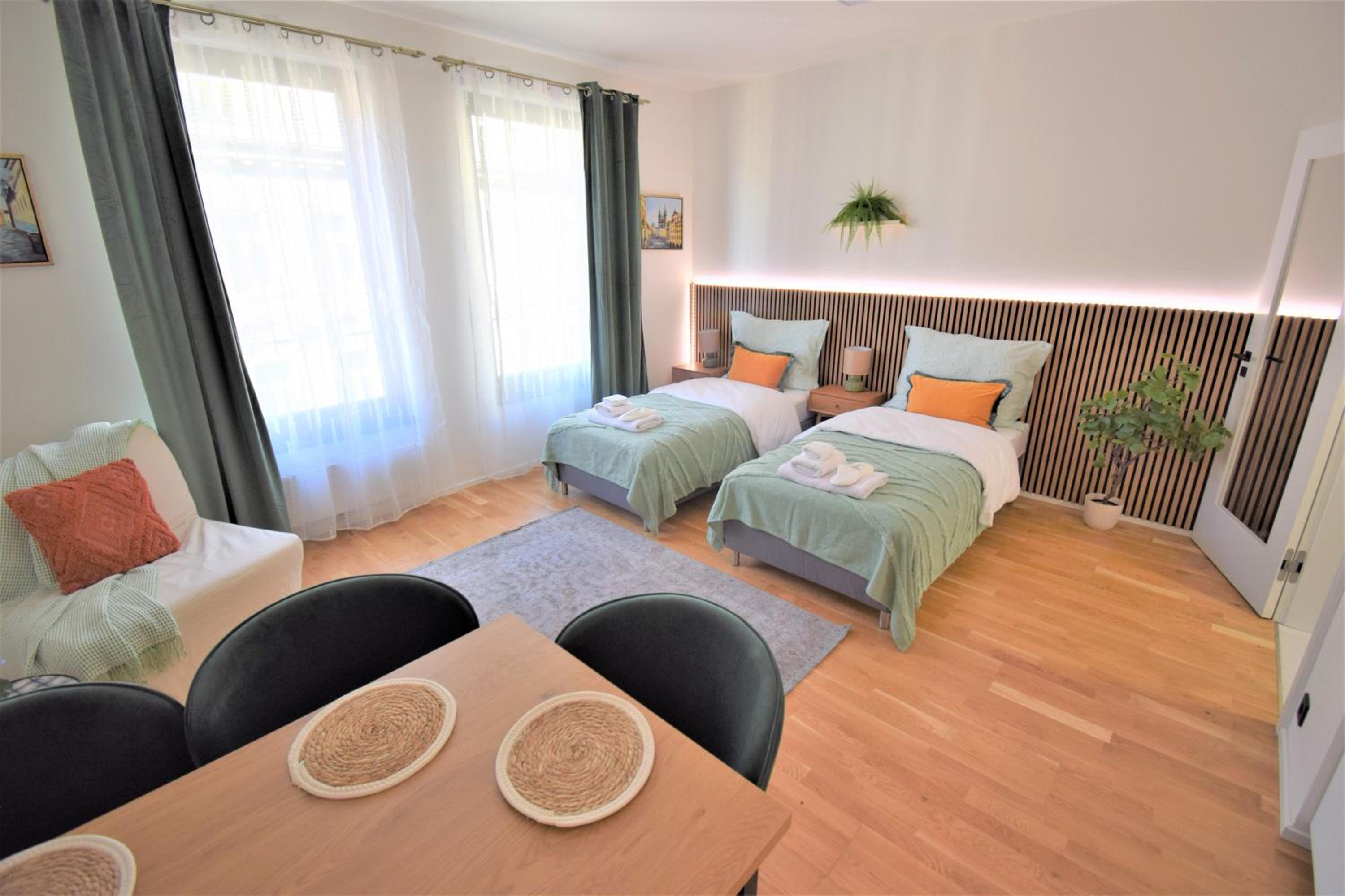 Jasminn Apartments