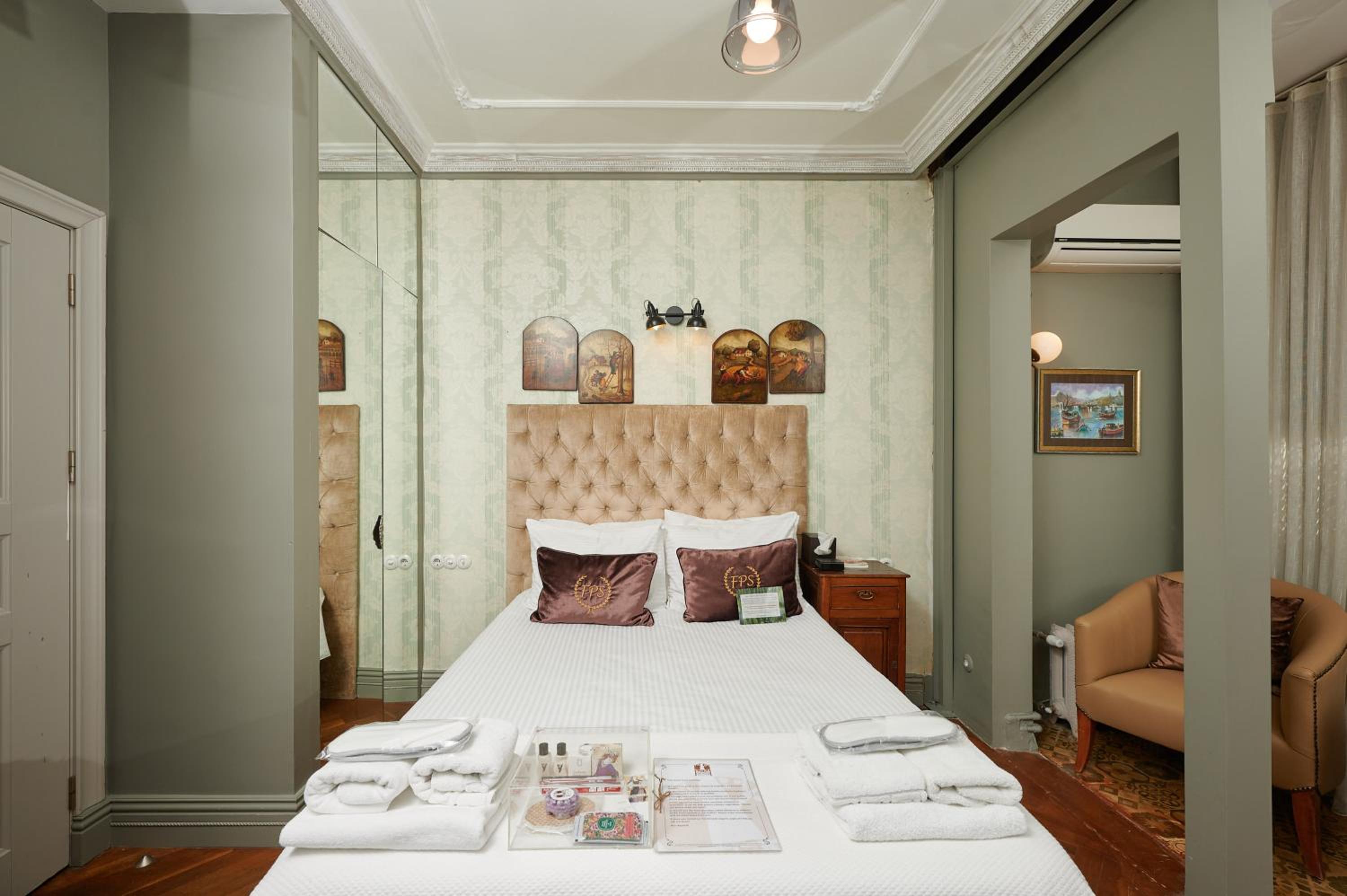 Faik Pasha Otelleri Özel Kategori Beyoğlu İstanbul - Image 218