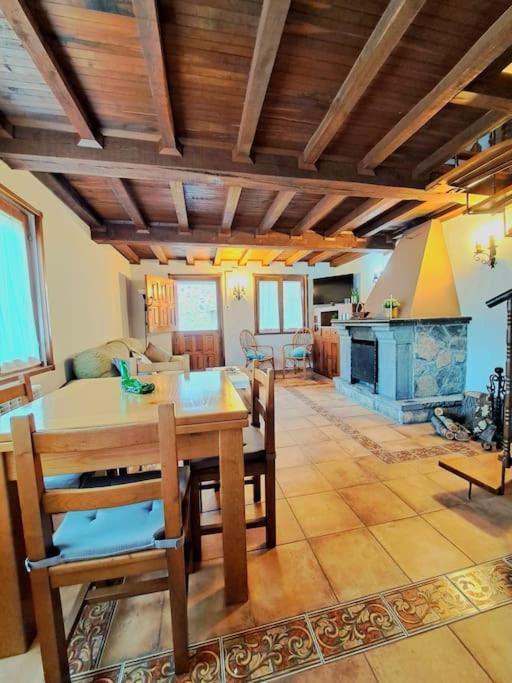 Casina Playa de Rodiles
