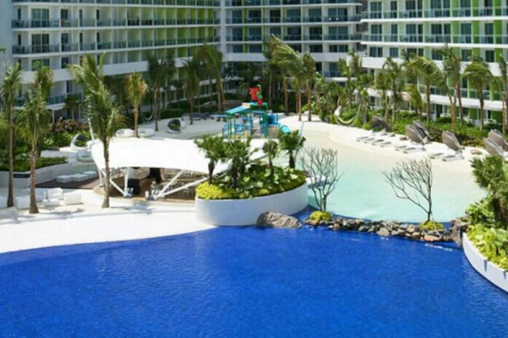 AZURE URBAN RESORT RESIDENCES MIAMI City View-one bedroom view 3