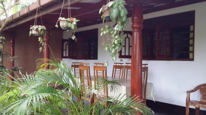 Kurunduwatta Villa